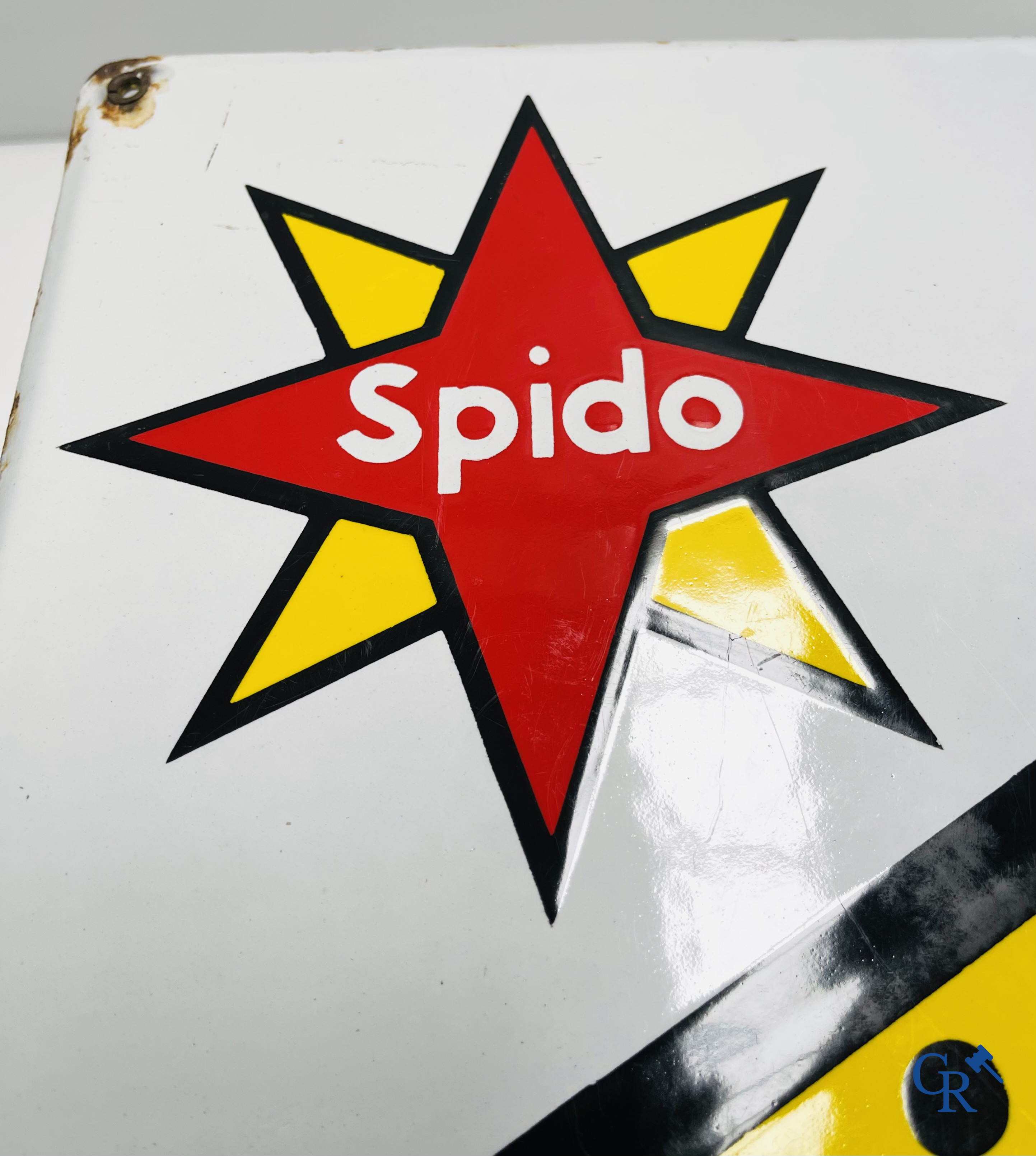 Spidoléine. Emaille reclamebord voor Spido oliën, zeldzame nederlandstalige versie. 1935.