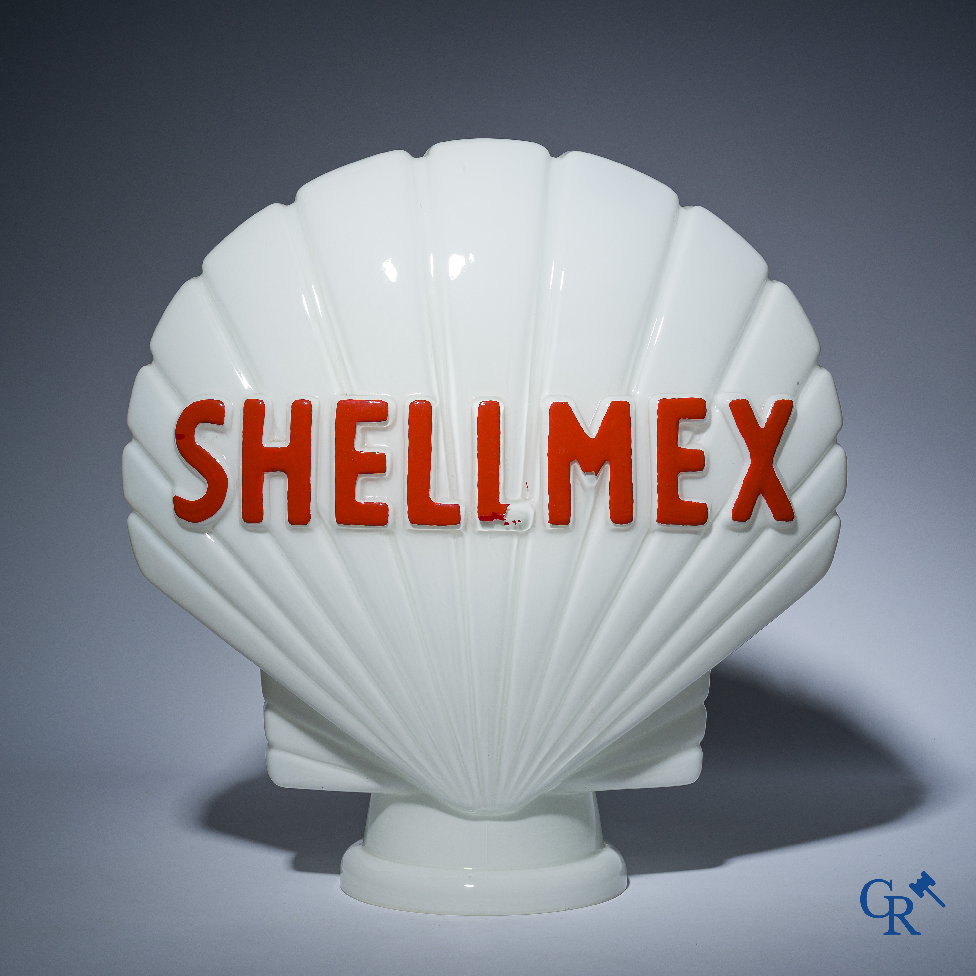 Automobilia, Shellmex. Originele verlichtingsglobe voor een benzinepomp. Jaren '30-'40.