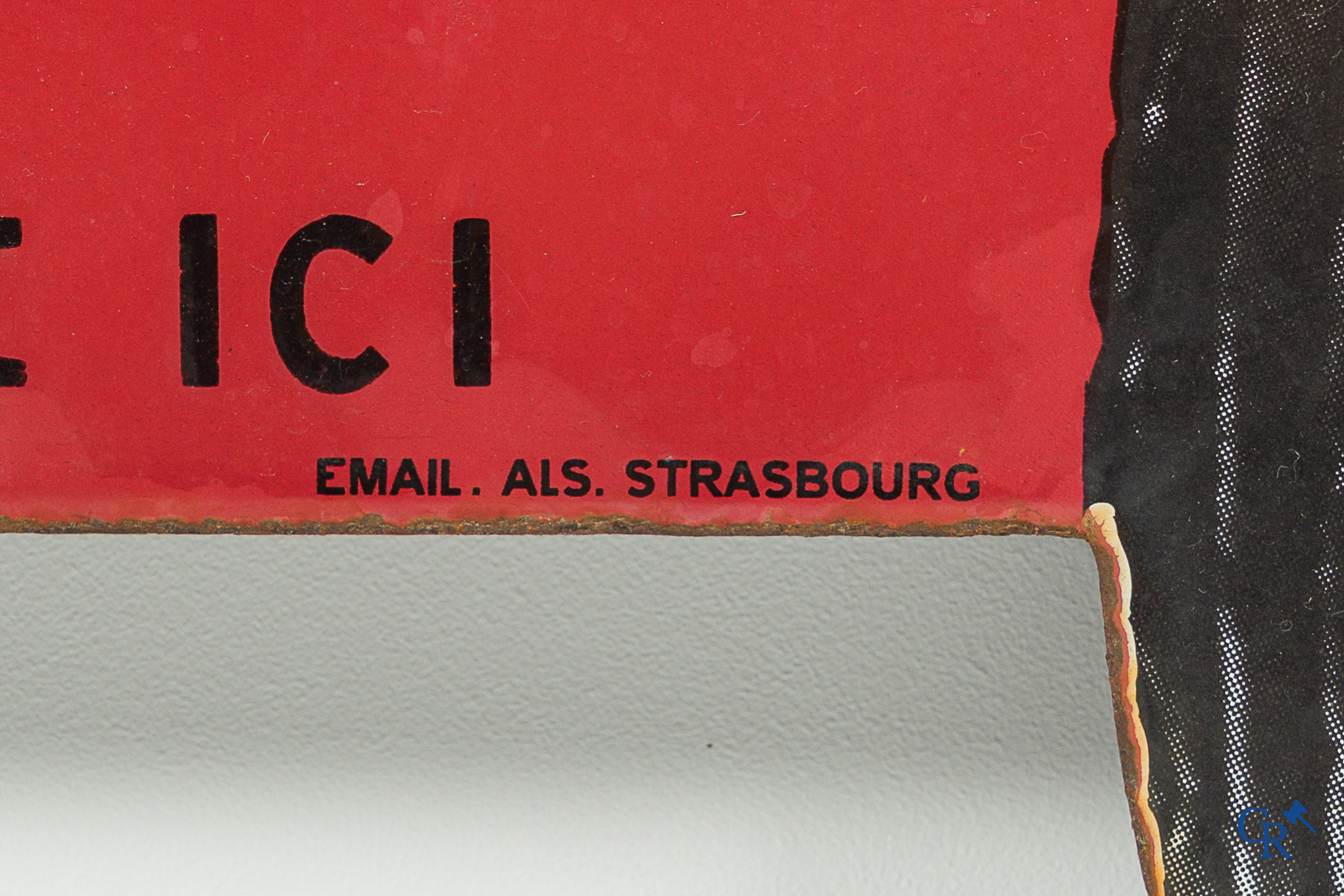 Goodrich Colombes, En vente ici. Emaille reclamebord voor autobanden van Goodrich. Jaren '60.