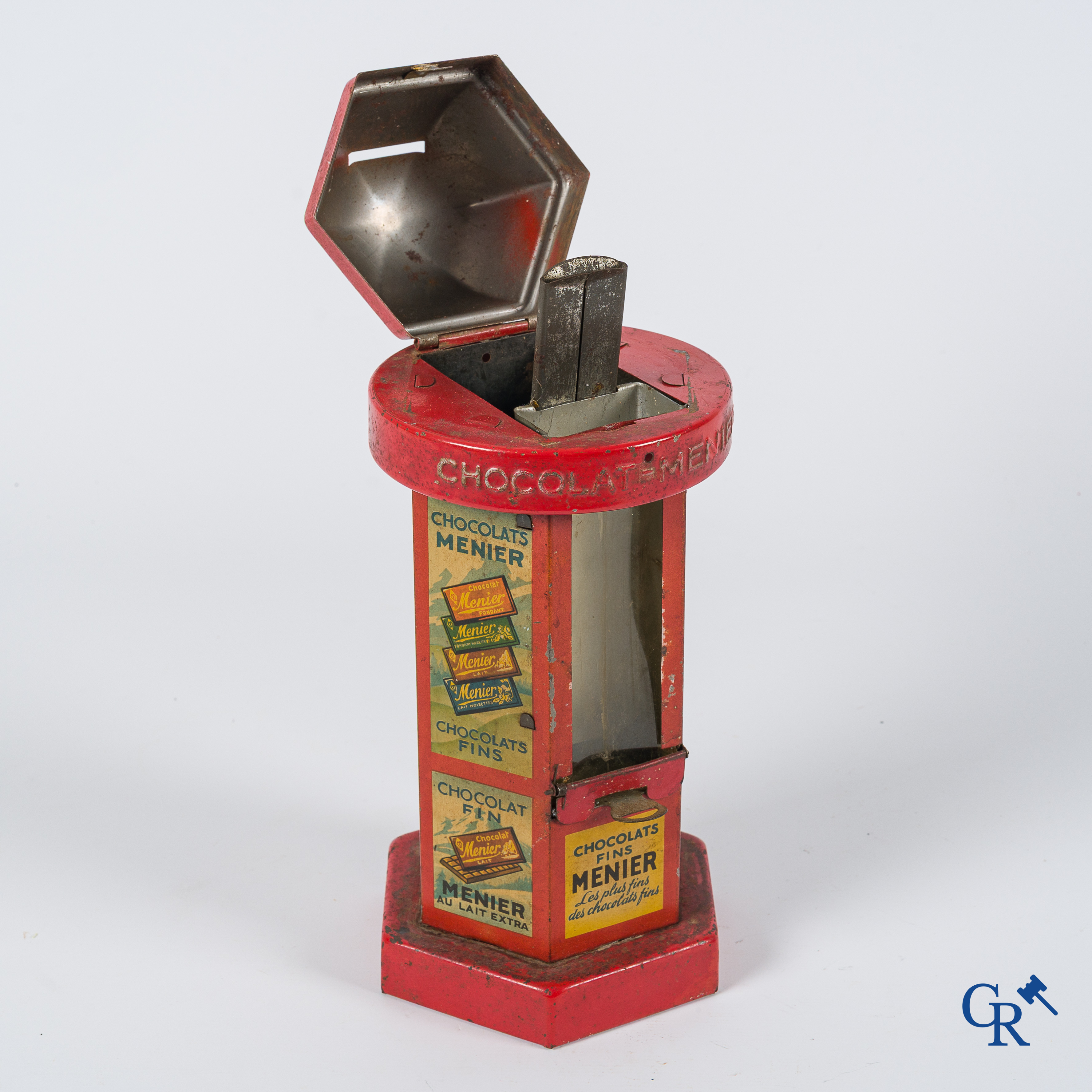 Chocolat Menier. Kioskvormige publiciteits spaarpot voor chocoladerepen van Menier. Jaren '30-'40.