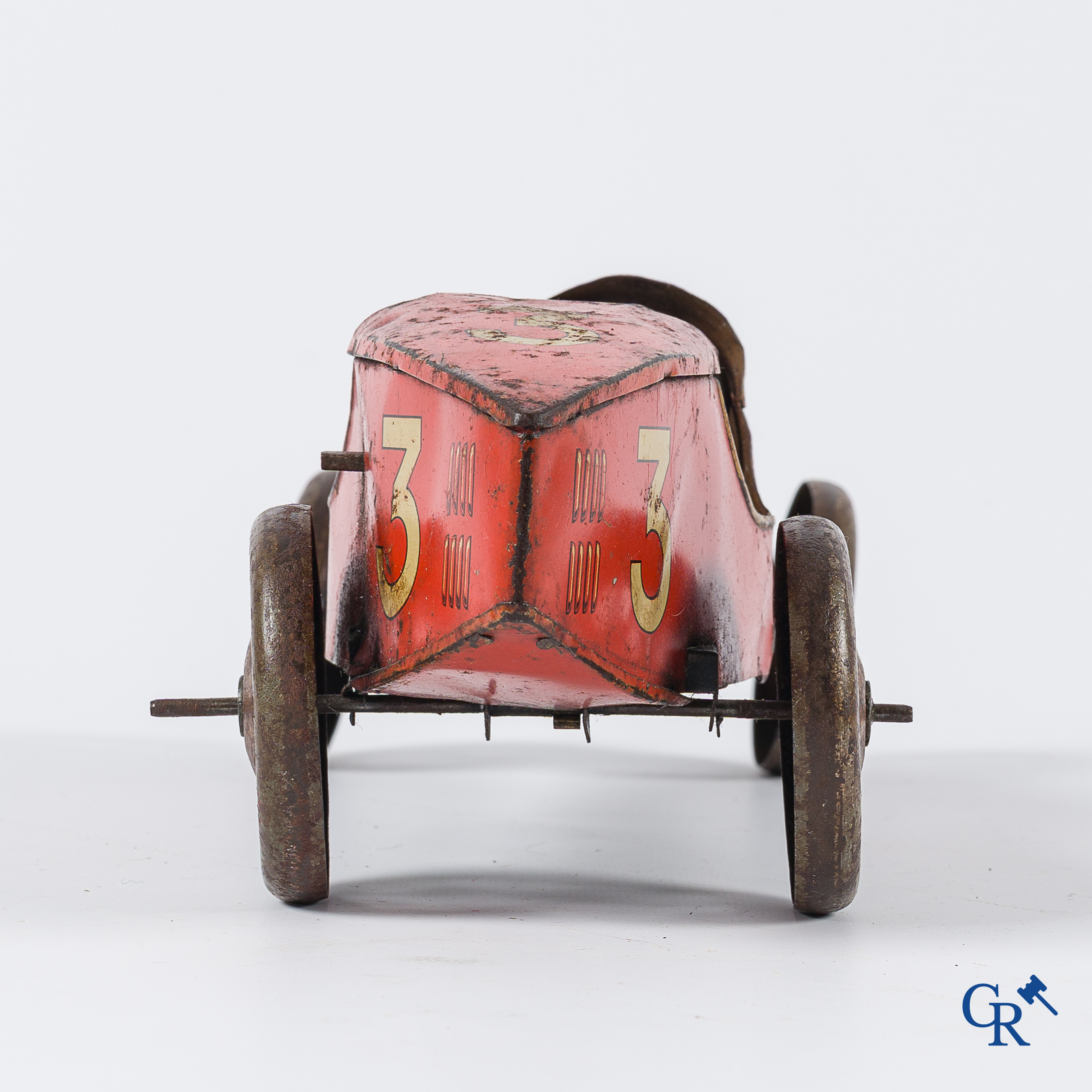 Oud Speelgoed. Jep, Frankrijk. Bugatti n°3, mechanische racewagen in beschilderd blik. Circa 1930.