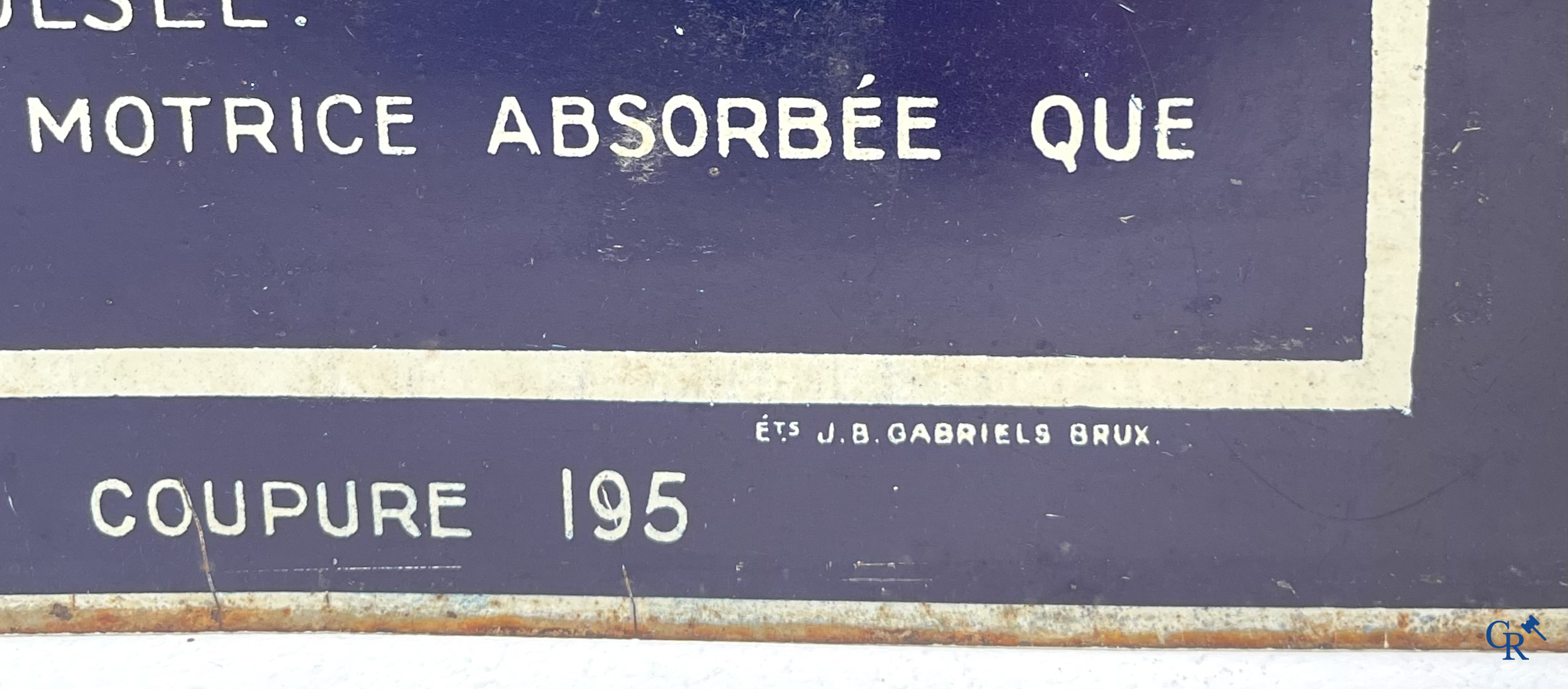 Huile Motoriol. Panneau publicitaire en tôle lithographiée pour les huiles des fabricants De Cavel & Rougiers à Gand. Vers 1940.