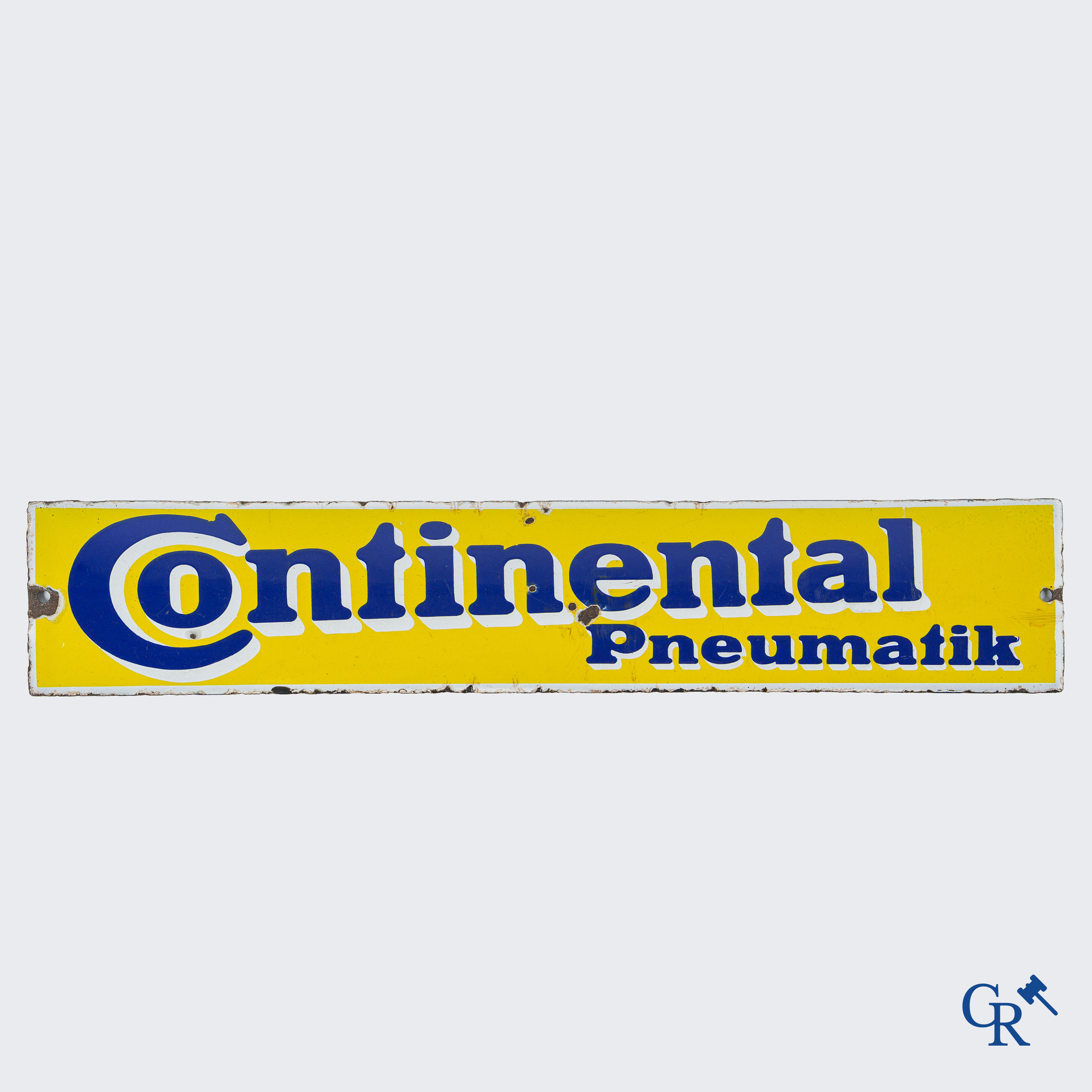 Continental Pneumatik. Emaille reclamebord voor Continental banden. Circa 1940-'50.
