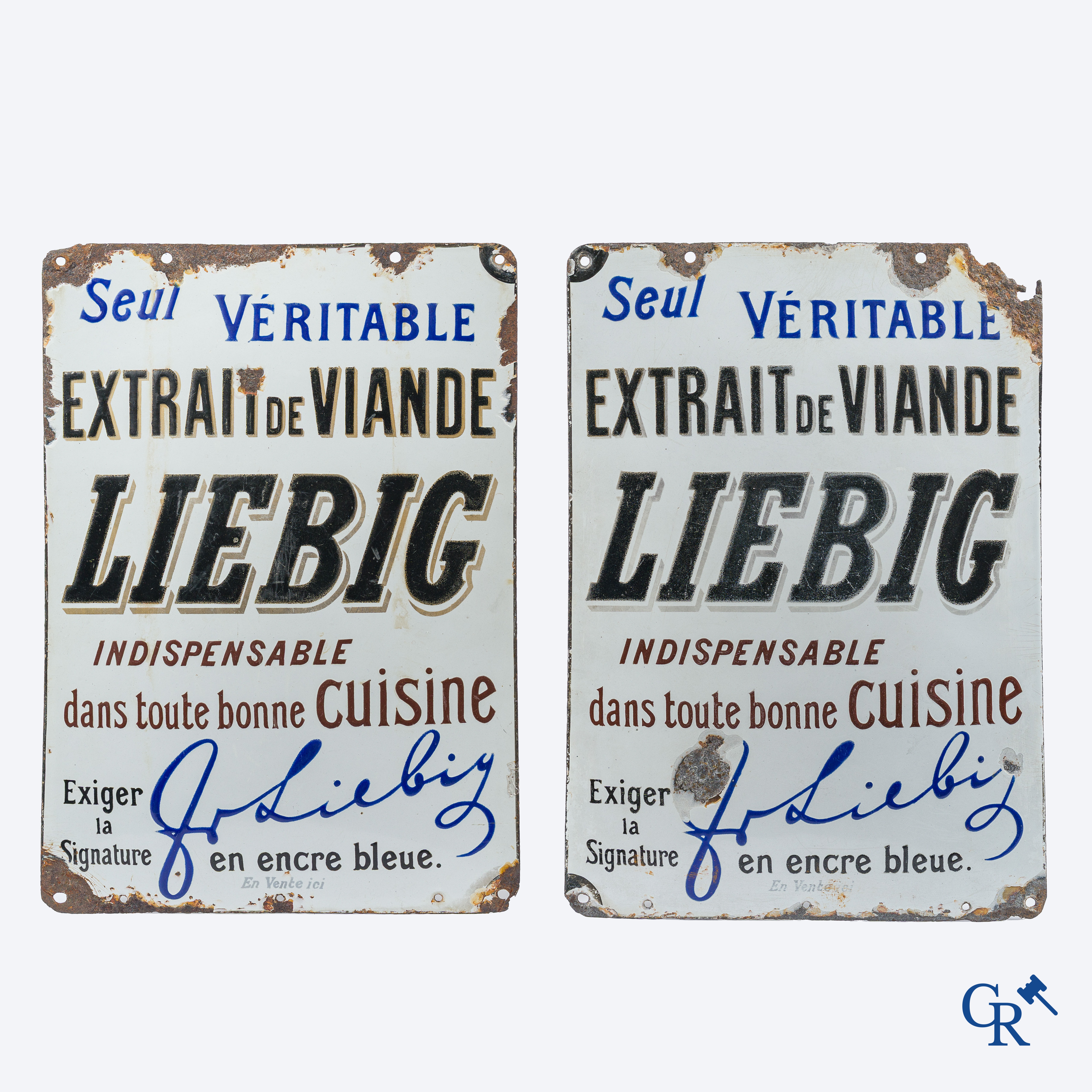 Liebig, Geheel bestaande uit 2 reclameborden opgehouden door een uithangbord in de vorm van een os. Circa 1900.
