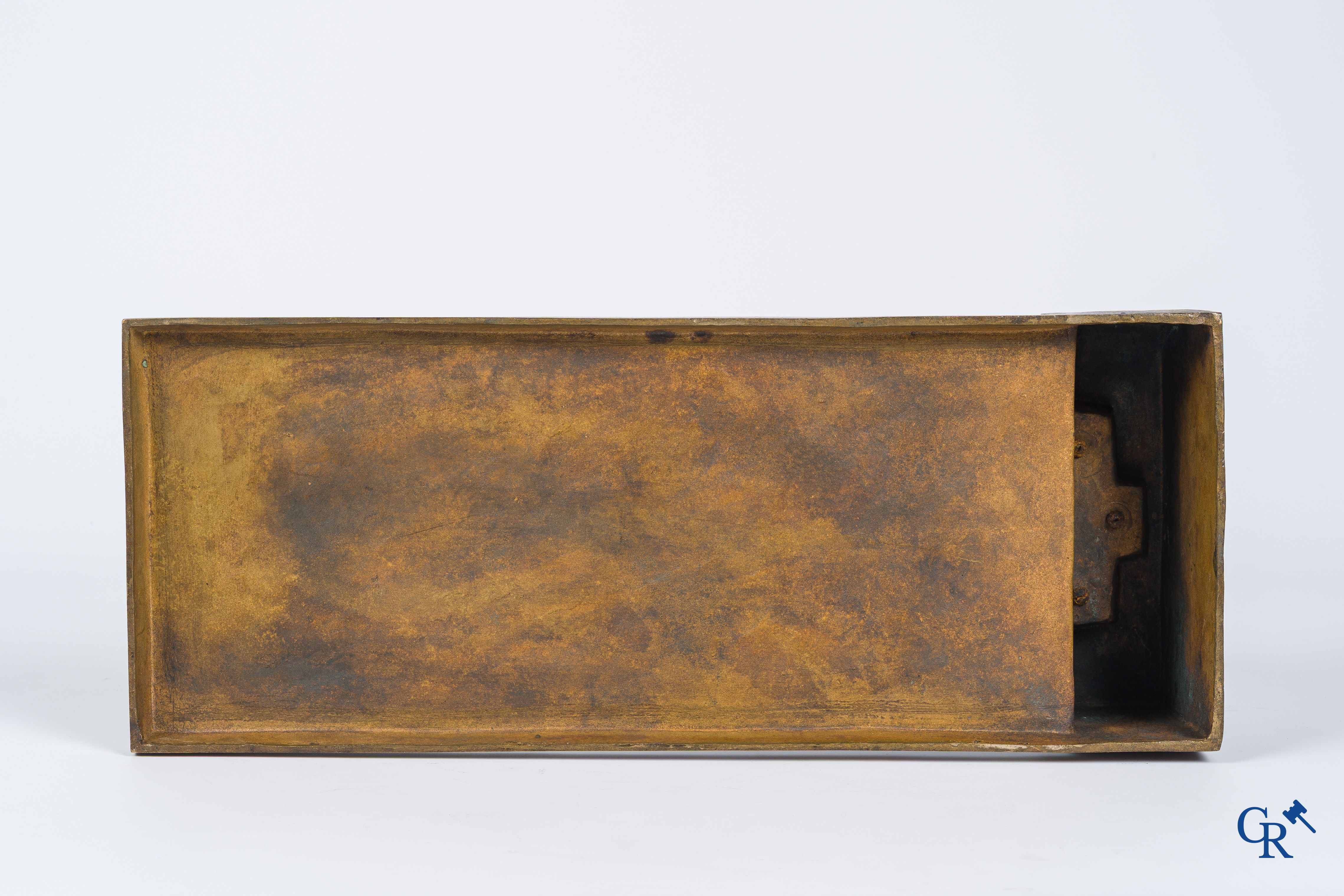J. Duquet. Art Deco. Bronzen beeld van een zwemmer "De Duik" Bruine patina. Gesigneerd. Circa 1930.