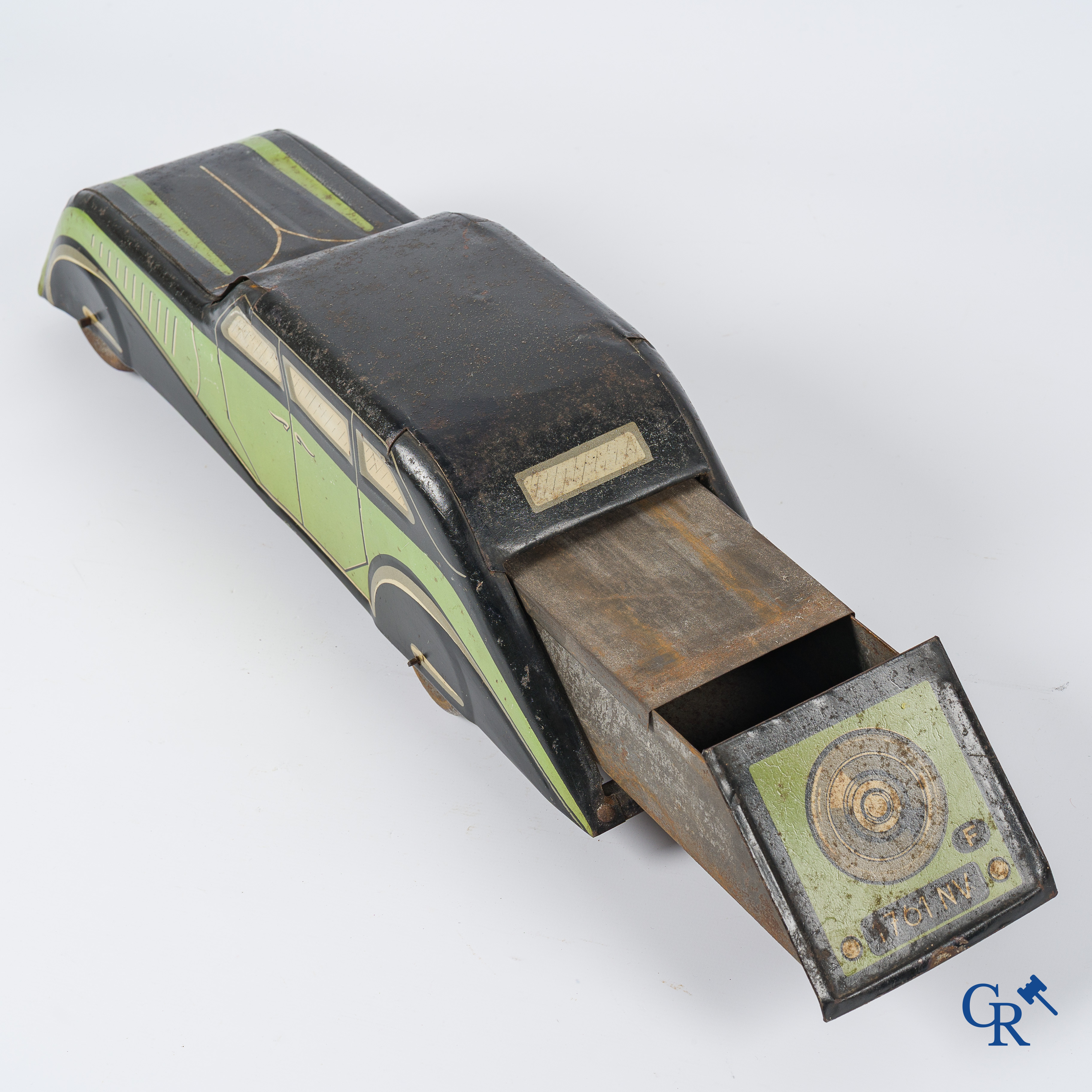 Biscuits Coste, Marseille. La limousine "Auto Aérodynamique". Uitzonderlijke koekjesdoos. Circa 1935.