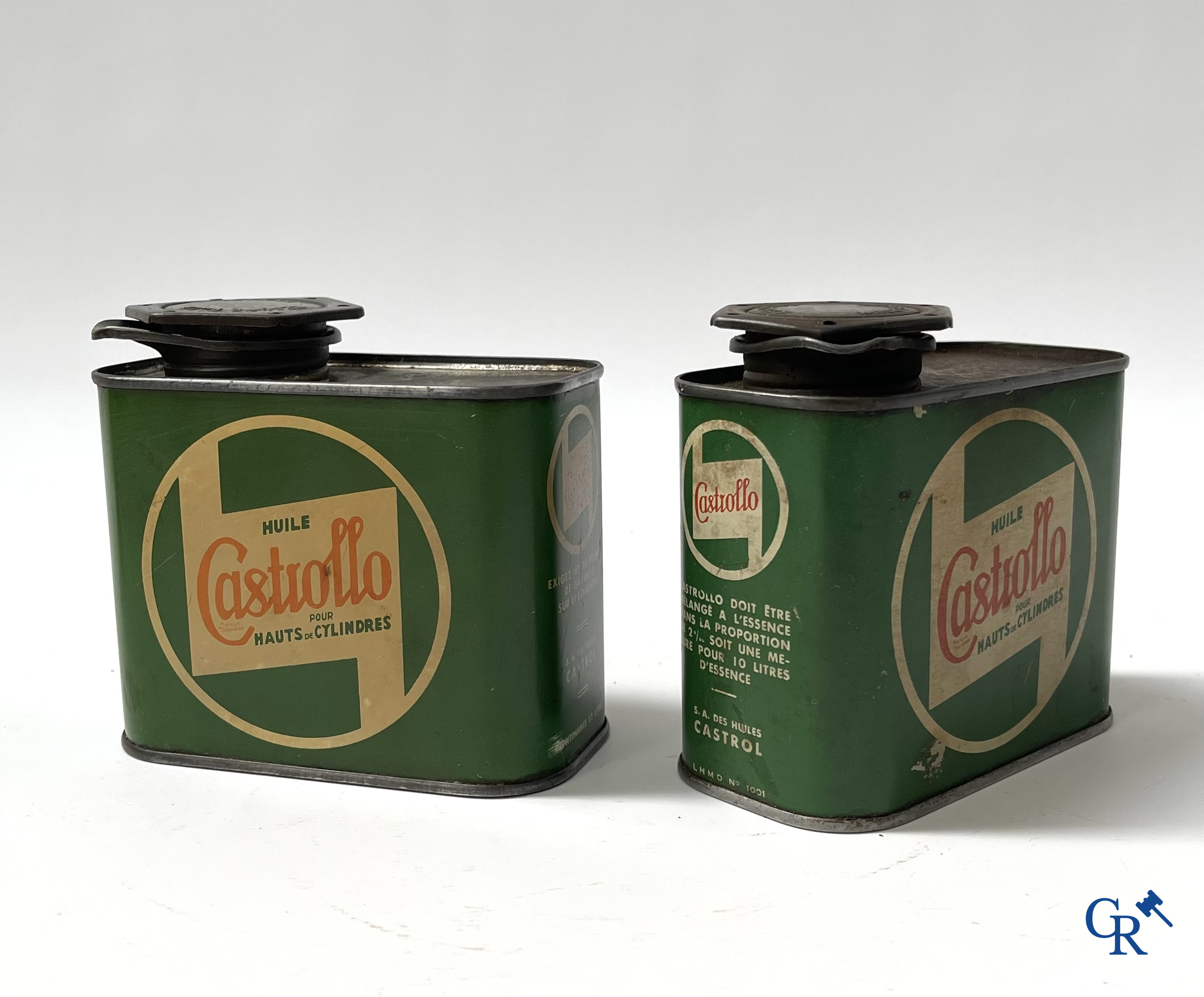 Automobilia, Lot olieblikken. Gulf, Gulflube Motor oil 10L., Cargoyle-Mobiloil, Bret-oil, Castrollo. Jaren '30-'40-'50.