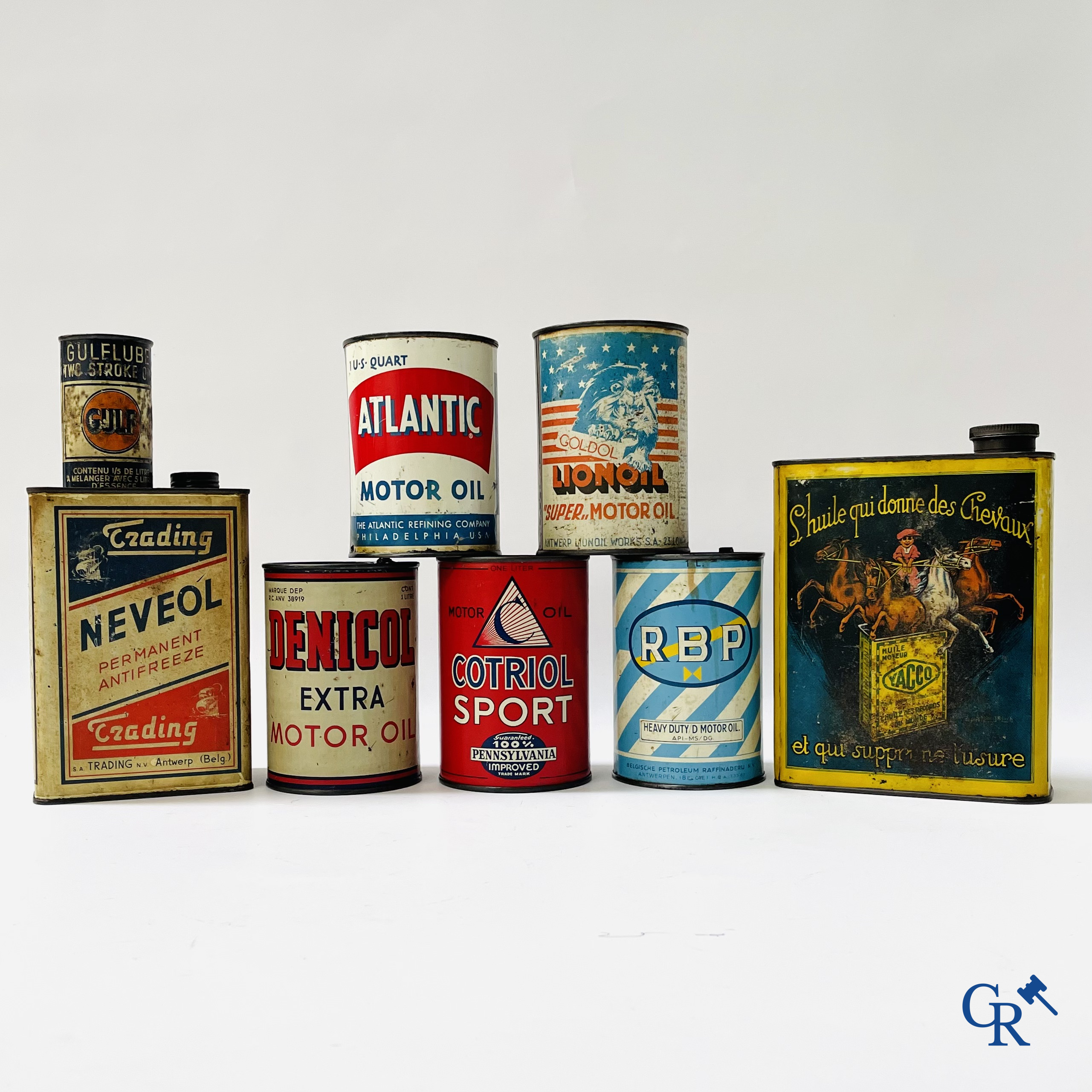 Automobilia. 8 Olieblikken. Atlantic, Cotriol Sport, Denicol, Gulf, Neveol Trading, Yacco, RBP. Jaren '40-'50.