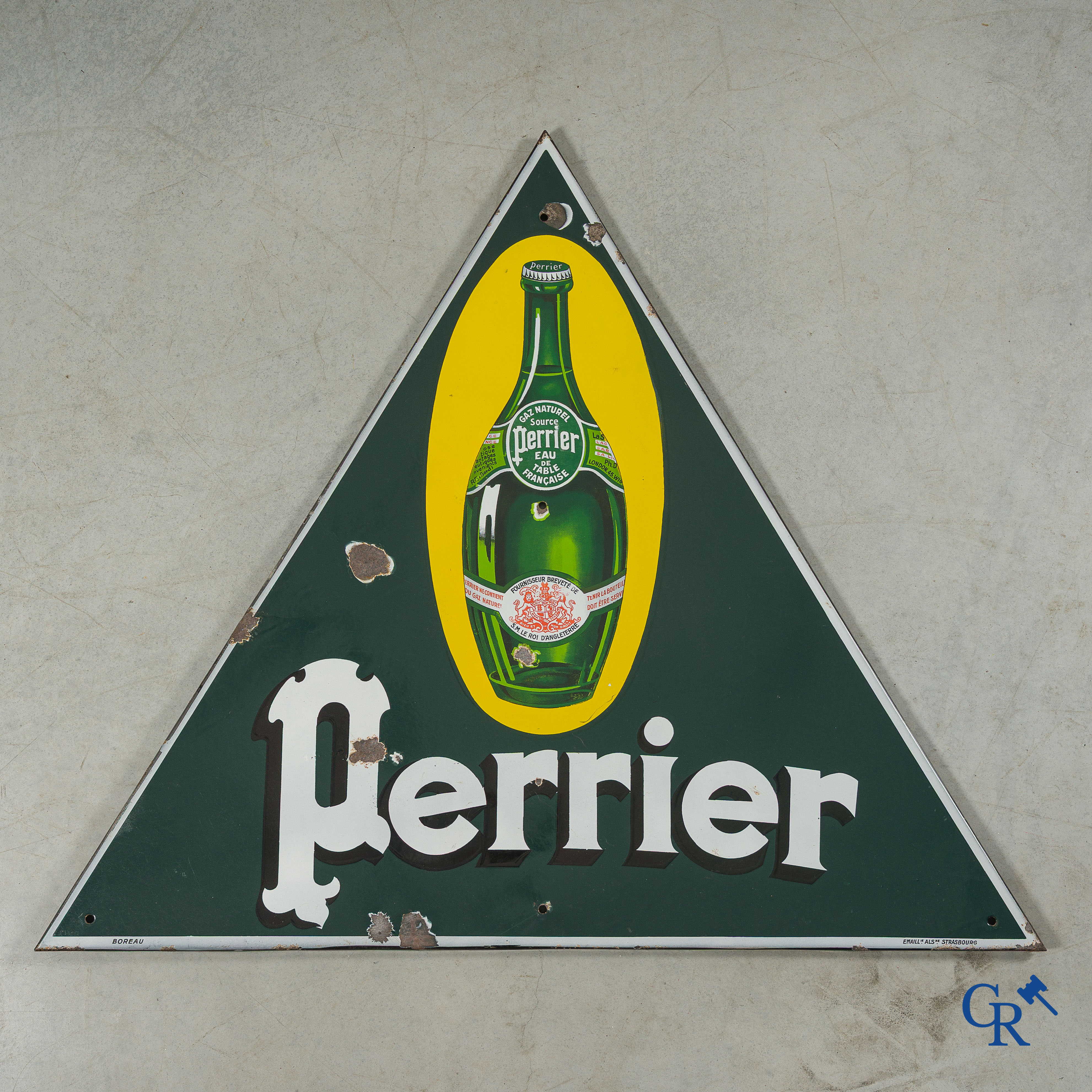 Perrier. Emaille reclamebord voor het bronwater van Perrier. Emaillerie Alsacienne Strasbourg. 30'er jaren.