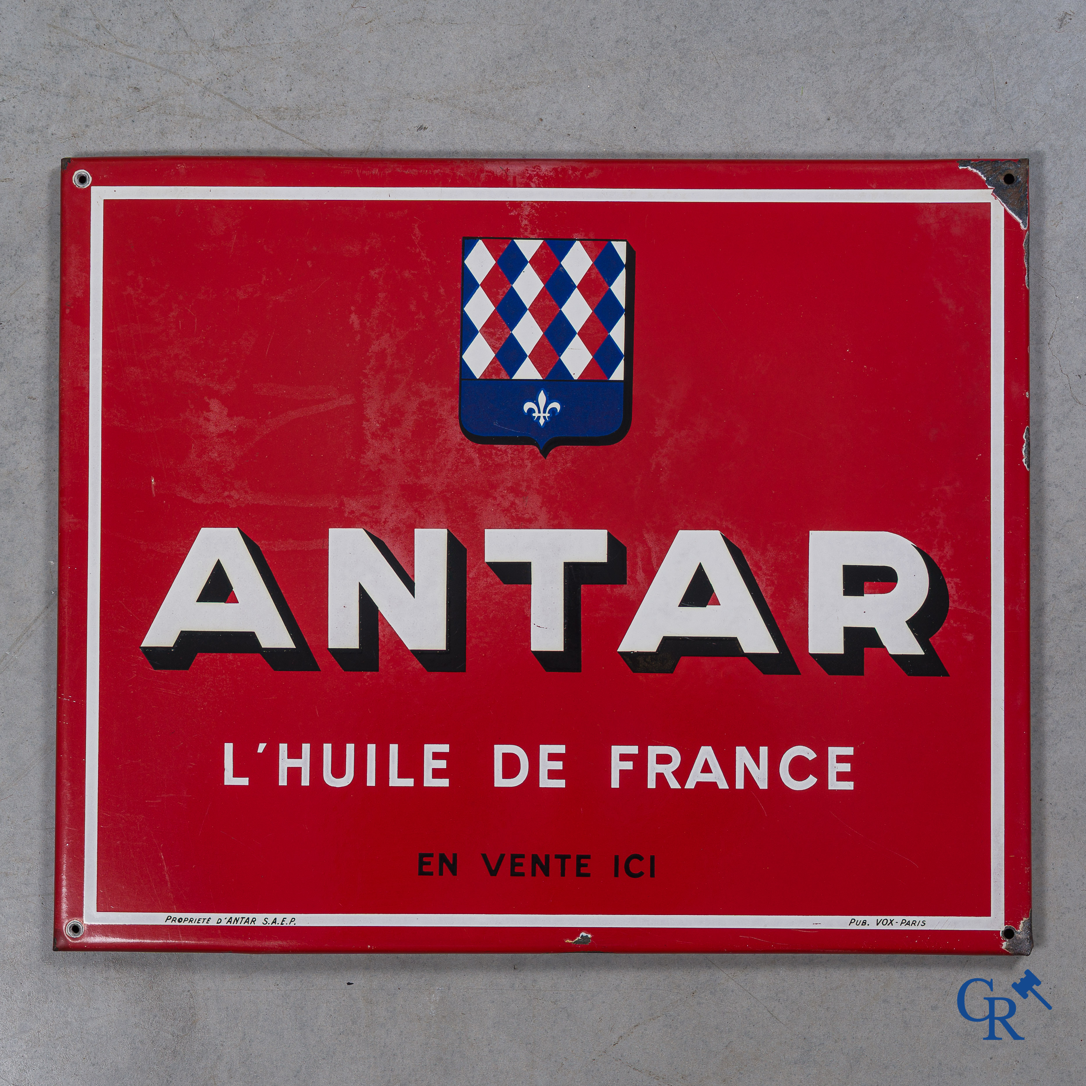 Antar, L'huile de France. Emaille reclamebord voor de auto oliën van het Franse merk Antar. Jaren '50.