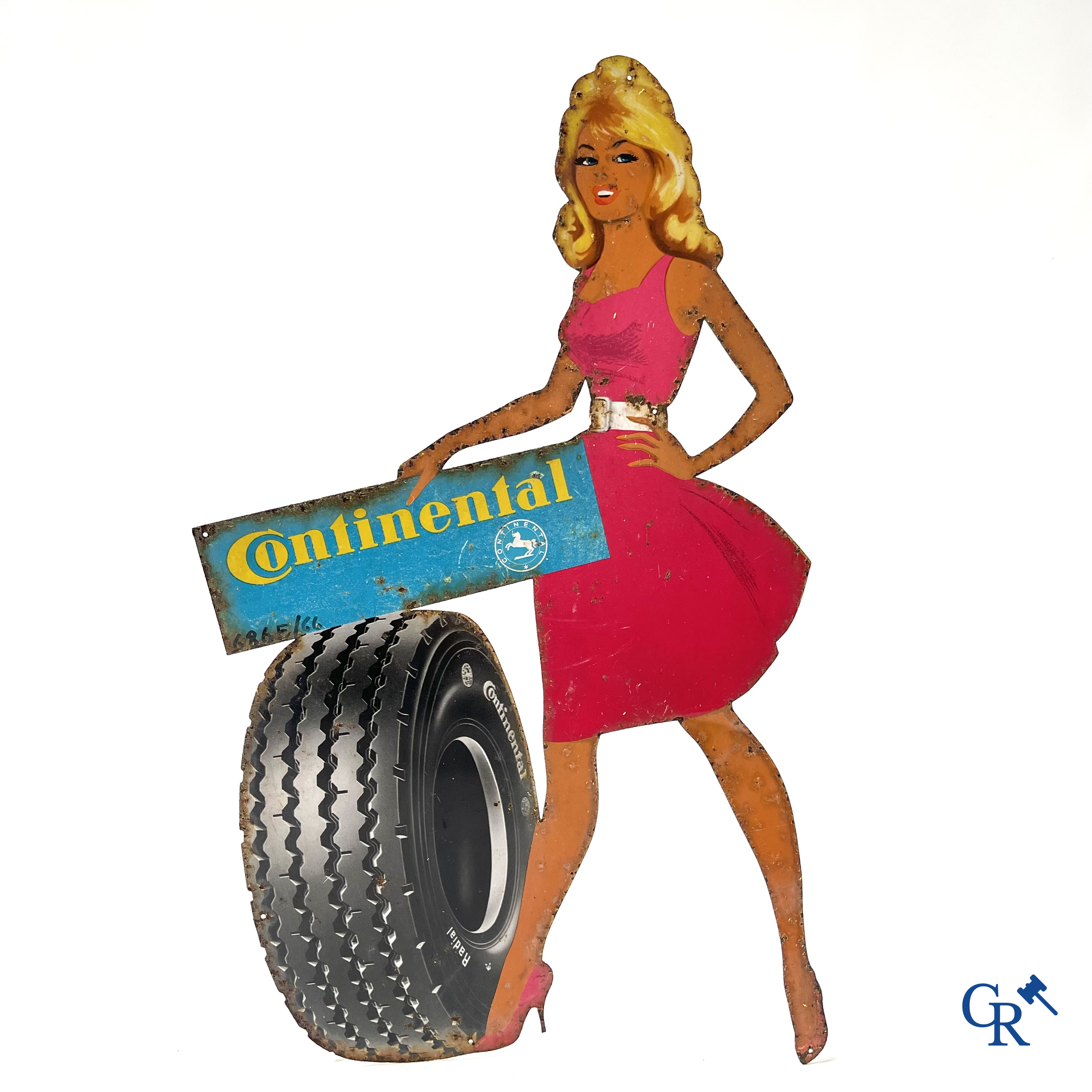Continental banden. Pin-up in beschilderd blik voor de autobanden van Continental. 1966.