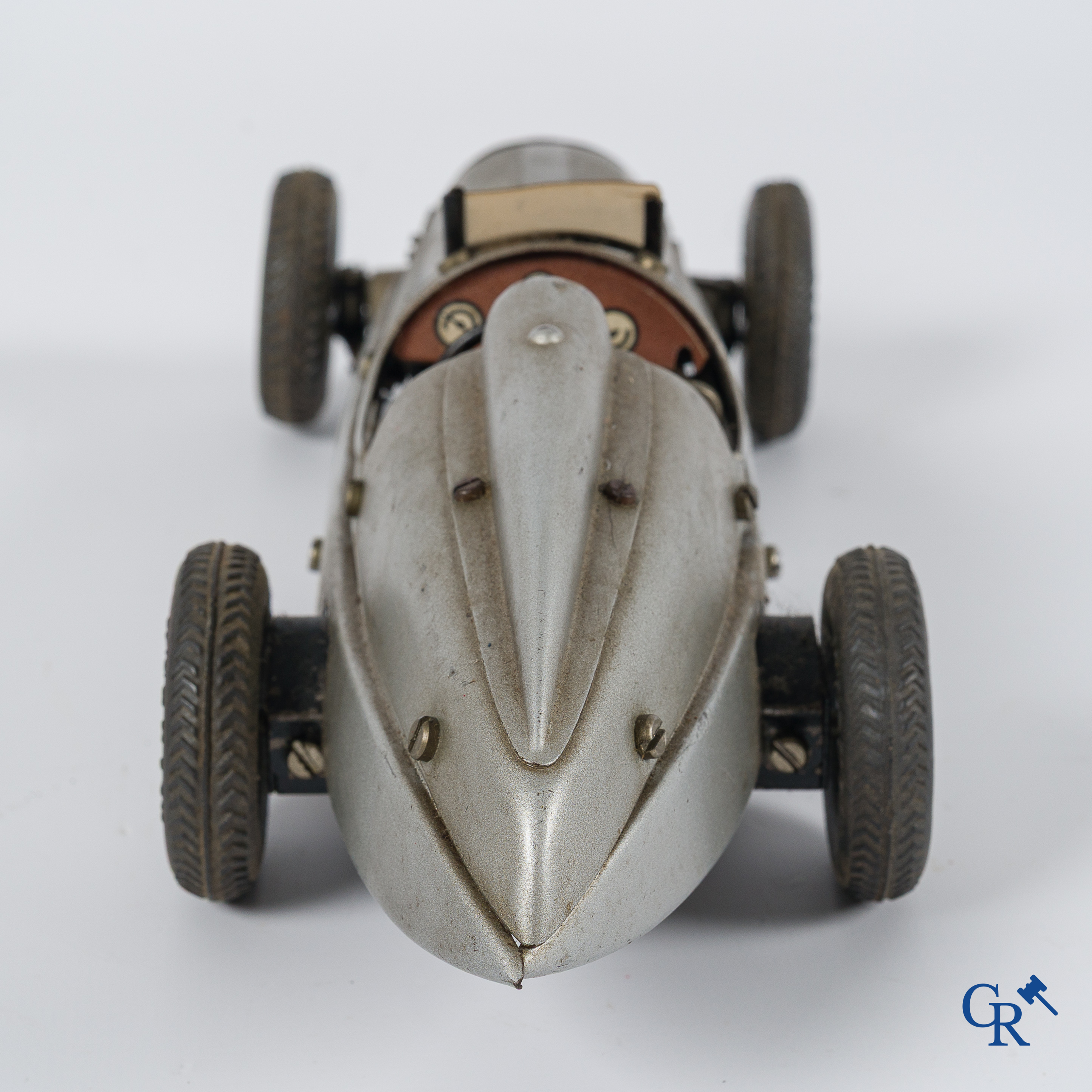 Oud speelgoed. Märklin, Mercedes-Benz racewagen. Metaal met opwindmechanisme. Jaren '30.