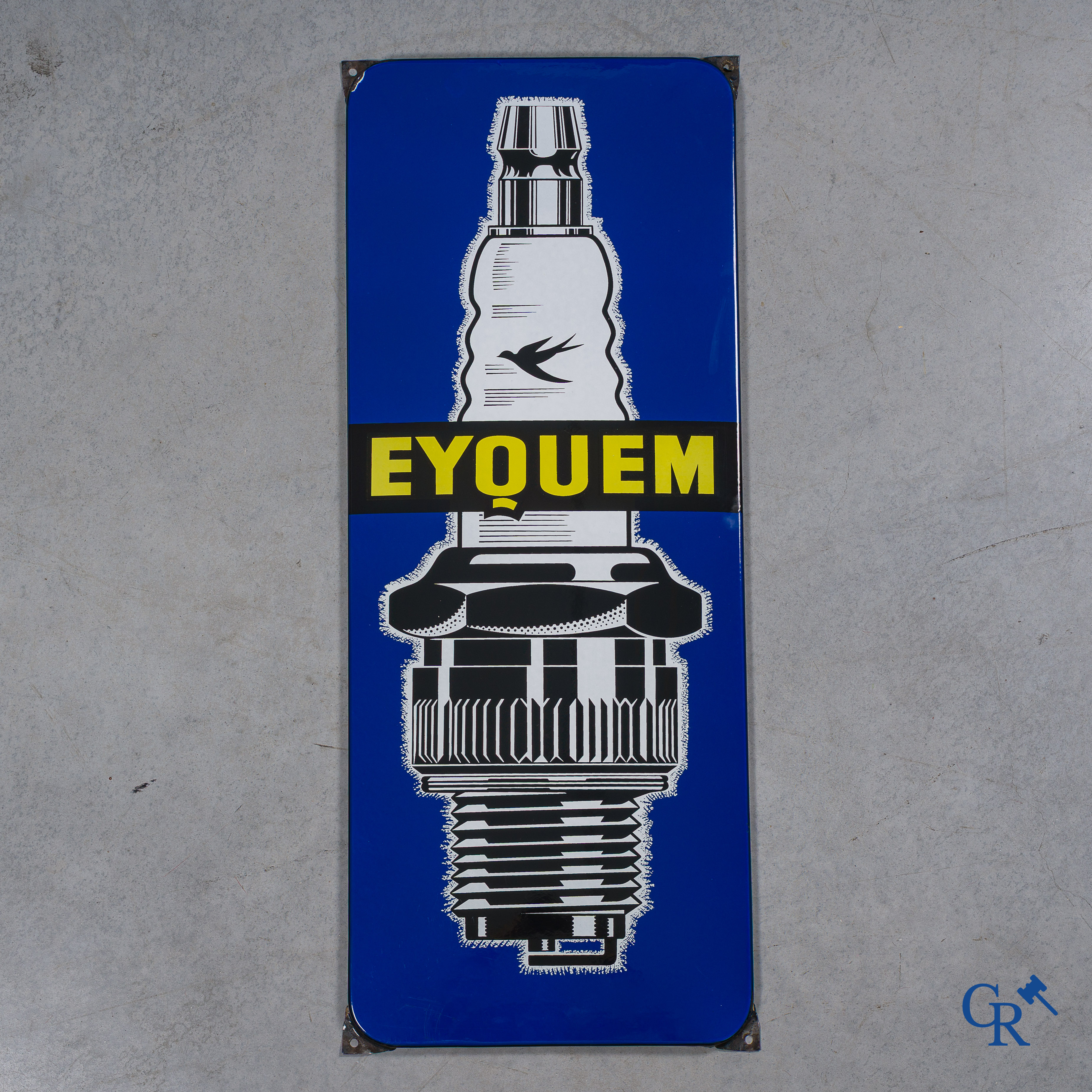 Eyquem. Emaille reclamebord voor Bougies Eyquem. Zeldzamere versie met blauwe achtergrond. Jaren '50.
