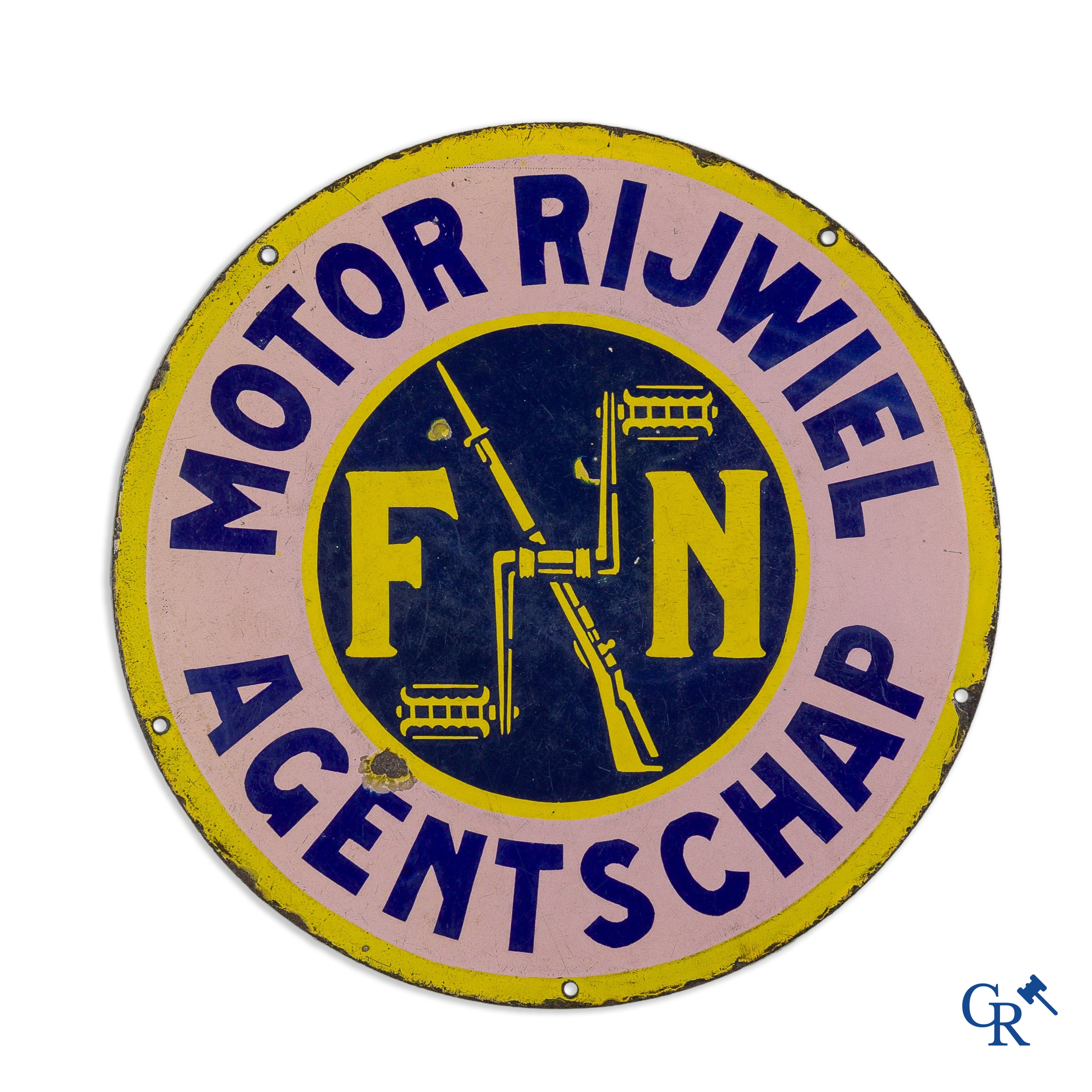 Fabrique Nationale Herstal. Dubbelzijdig Nederlandstalig emaille uithangbord voor motor rijwielen FN. Circa 1910-1920.