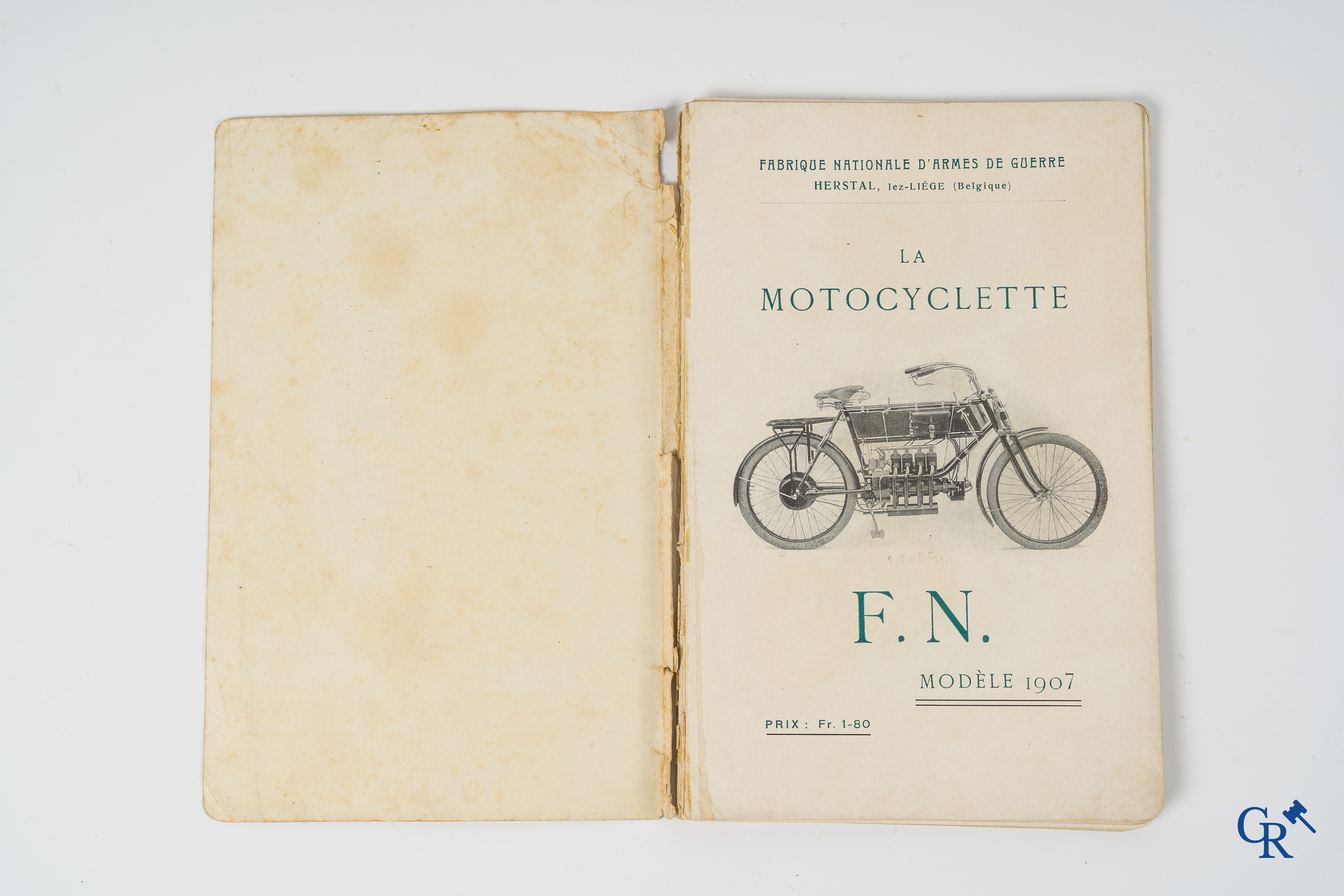 FN. Fabrique Nationale, Herstal-Luik. Originele onderhoudsboek voor de 4 cylinder motorfiets F.N., model 1907.
