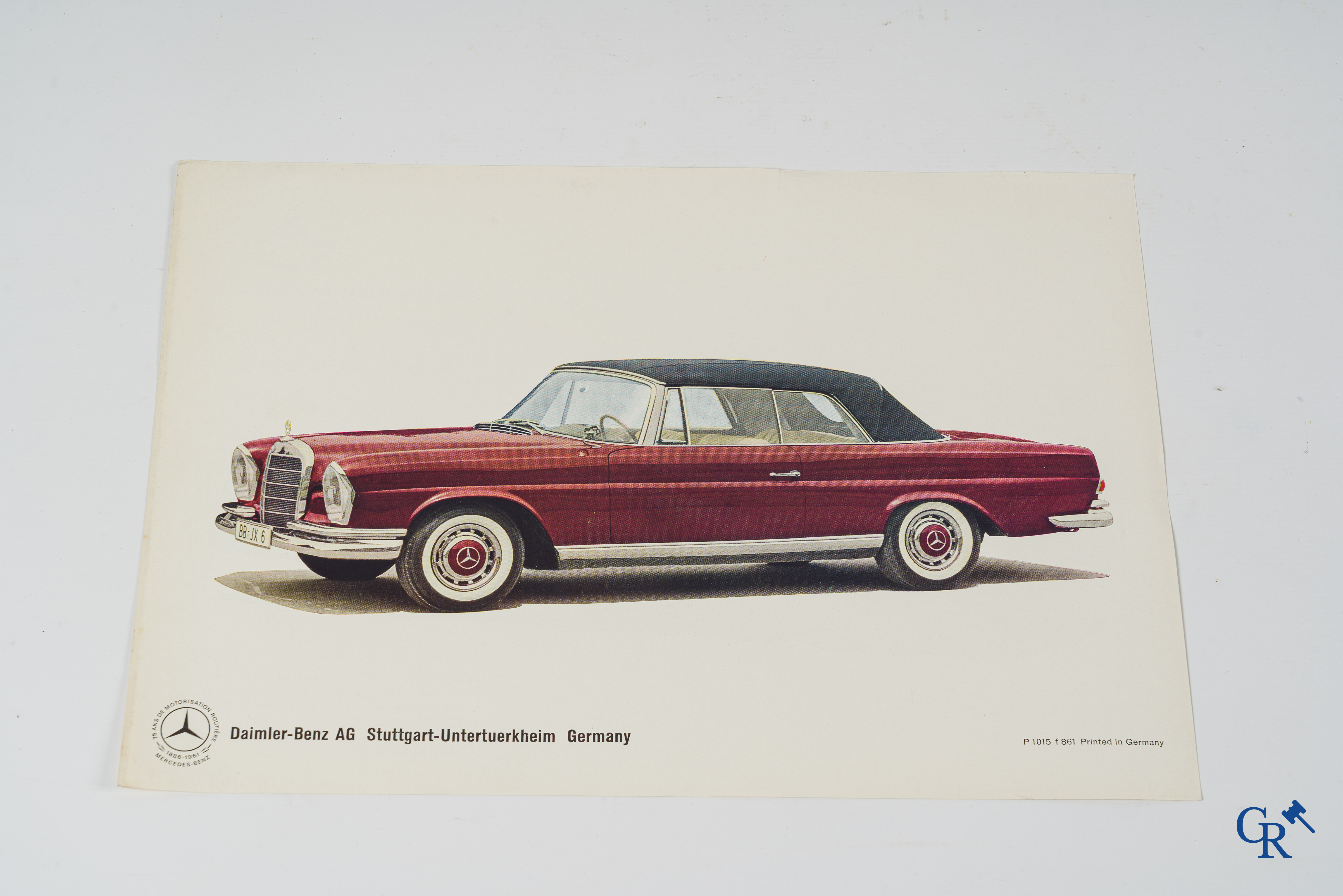 Automobilia. Mercedes Benz. 11 originele luxe publiciteitsfolders.