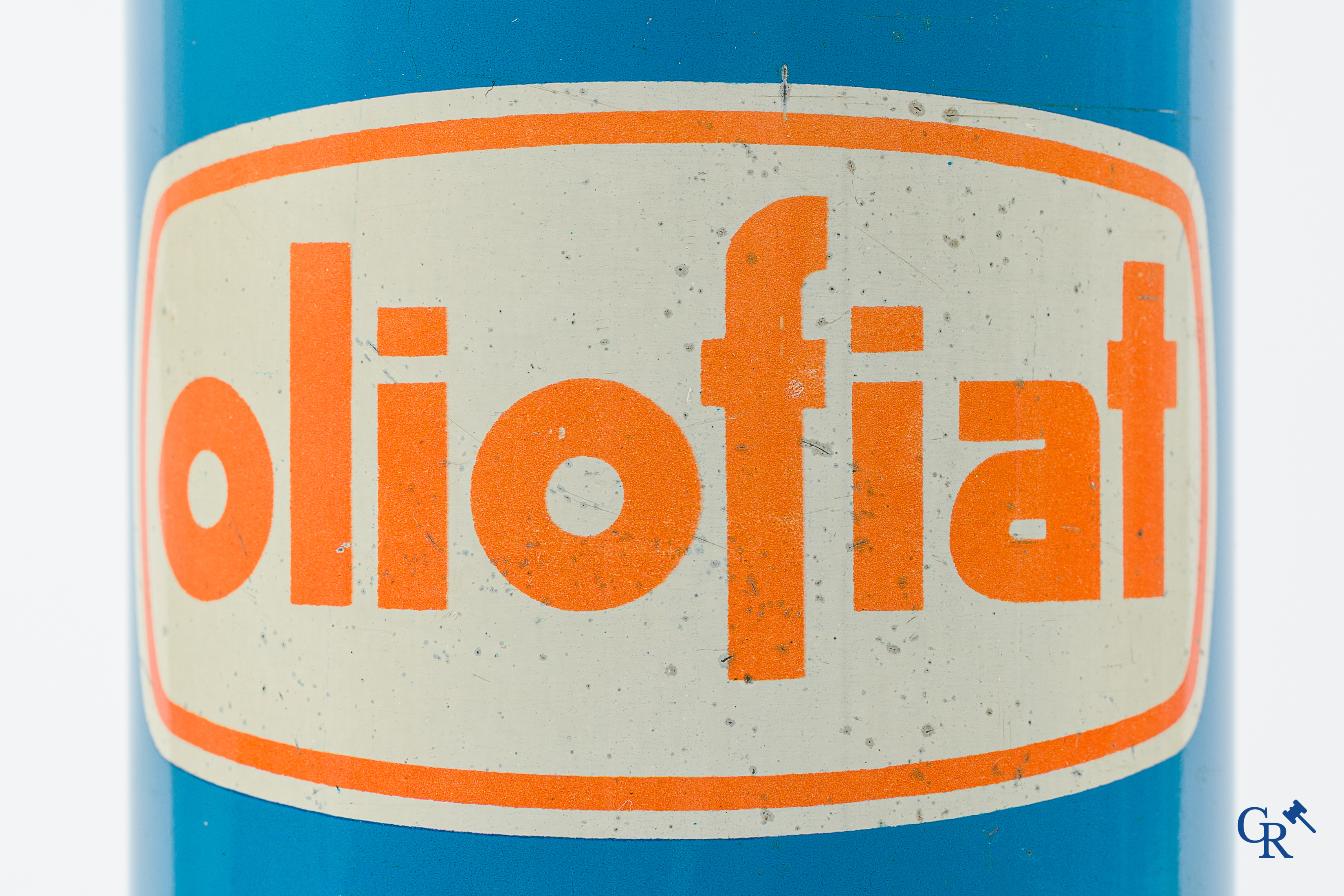 OlioFiat Turijn. Olieblik van het merk Fiat, afdeling smeermiddelen voor auto's.