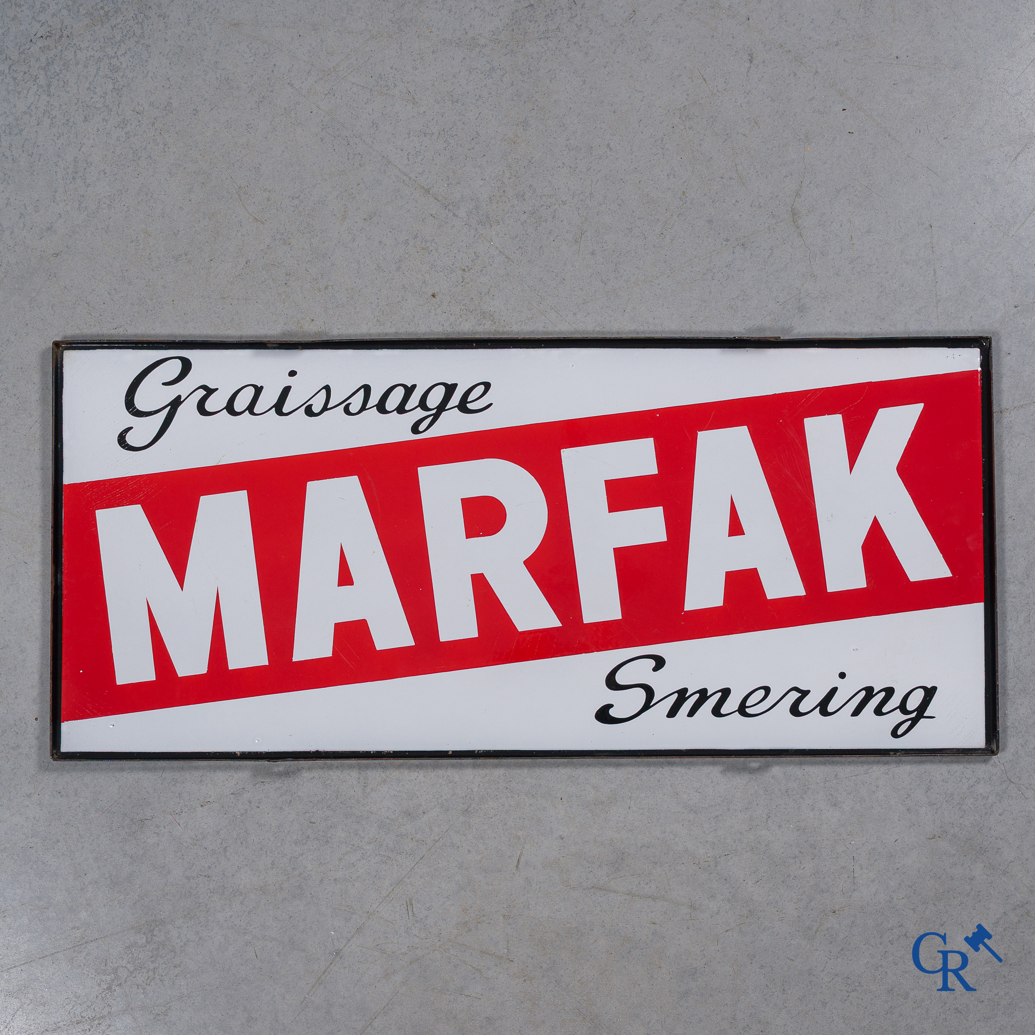 Marfak, Graissage - Smering. Dubbelzijdig emaille uithangbord voor de Marfak producten van Caltex. 1948.
