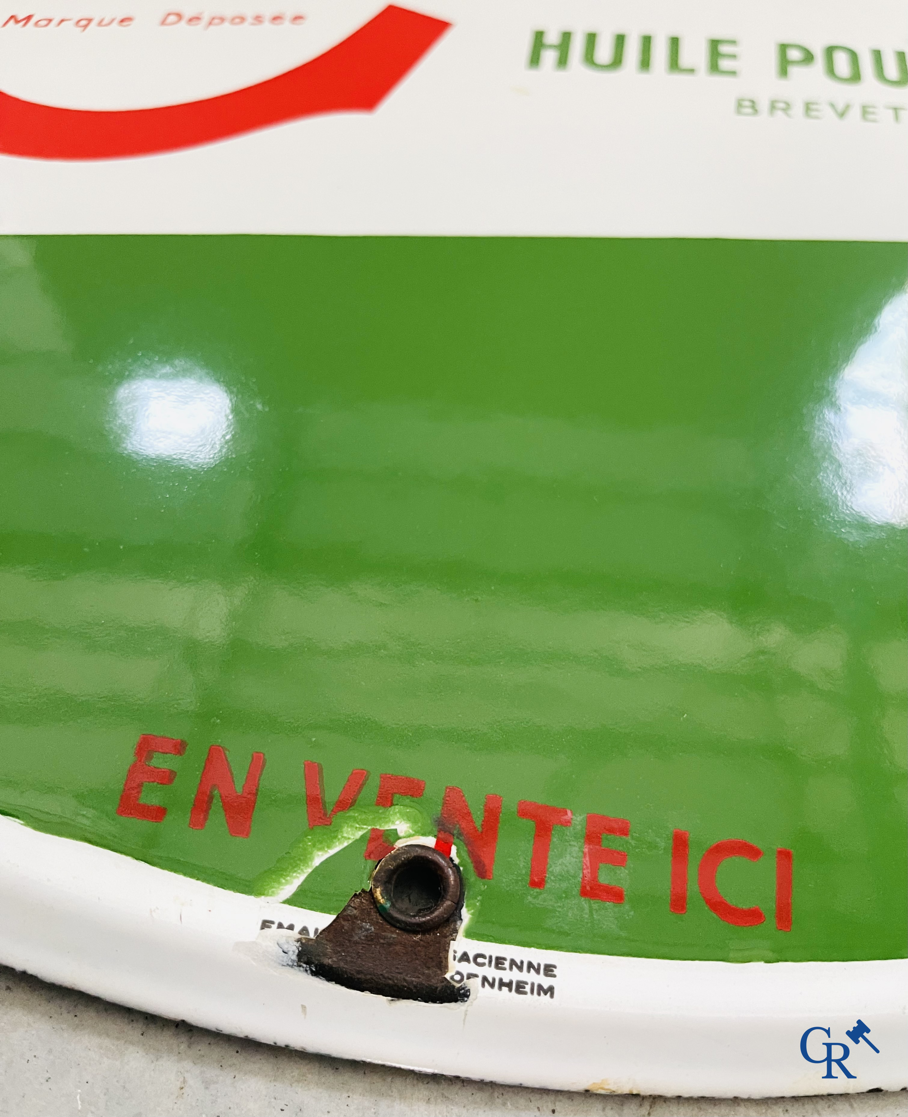 Castrol, Huile pour moteurs. Emaille reclamebord voor motorolie van Castrol. Circa 1950.