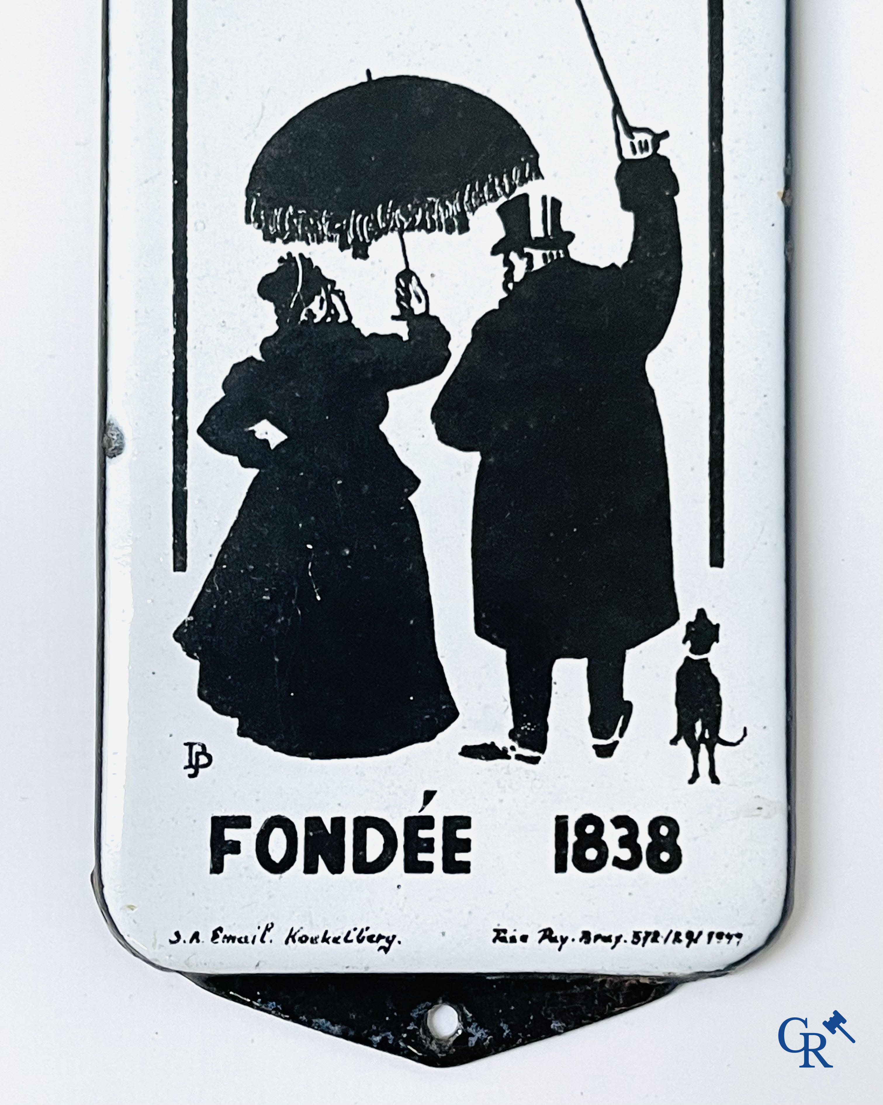 RVS, een emaille deurpost naar een ontwerp van Tjeerd Bottema. Emaillerie Koekelberg 1949.