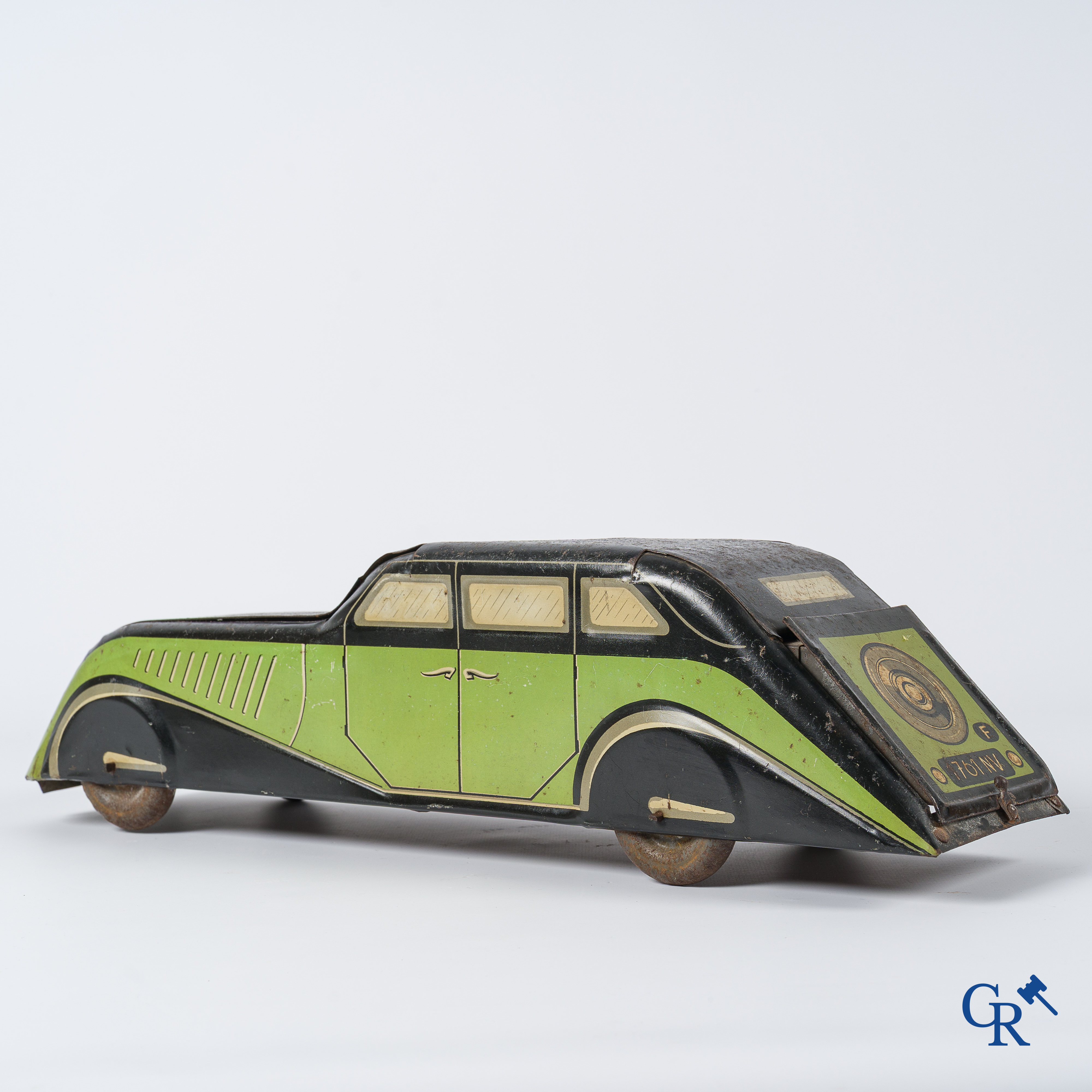 Biscuits Coste, Marseille. La limousine "Auto Aérodynamique". Uitzonderlijke koekjesdoos. Circa 1935.