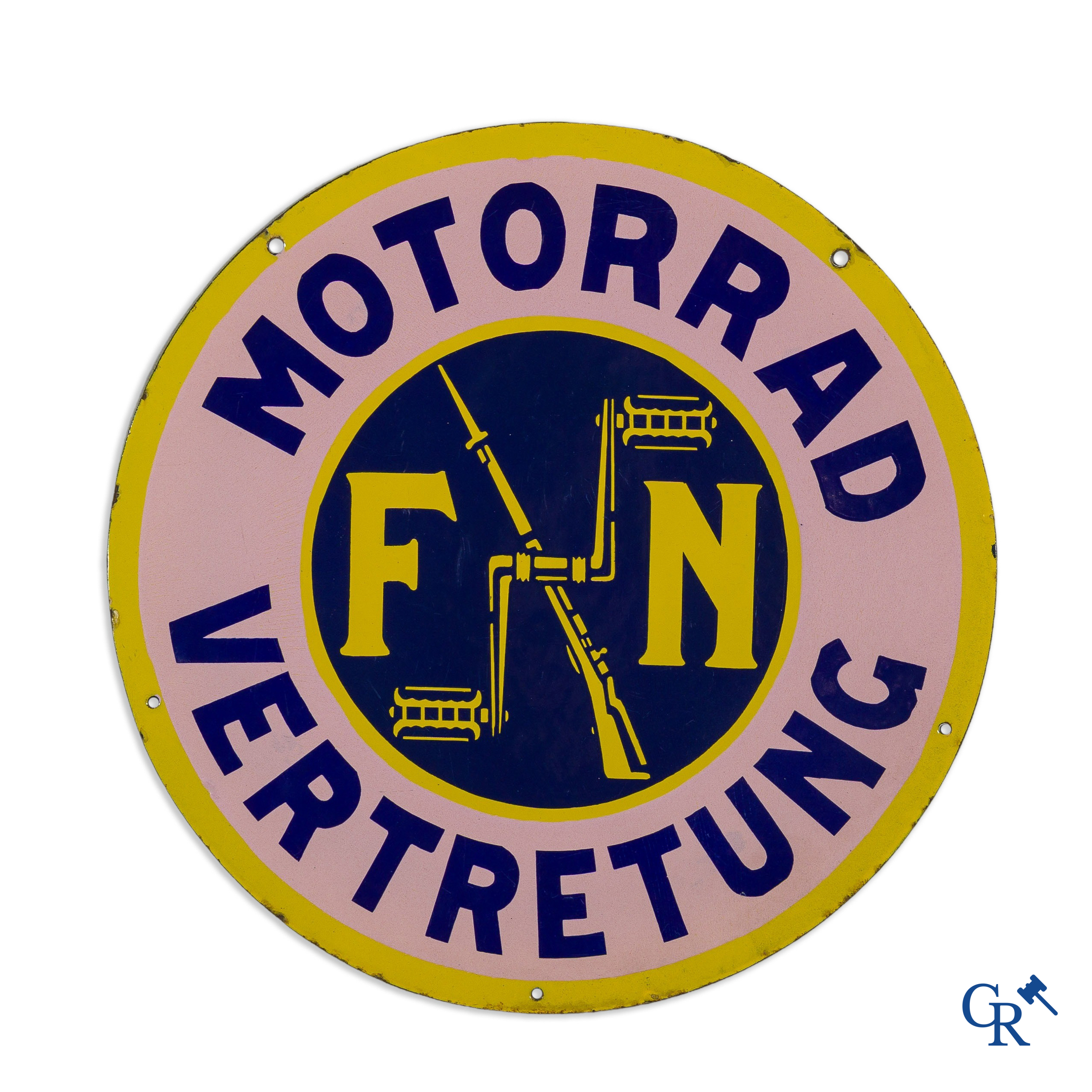 Fabrique Nationale Herstal. Dubbelzijdig Duitstalig emaille uithangbord voor motor rijwielen FN. Circa 1910-1920.