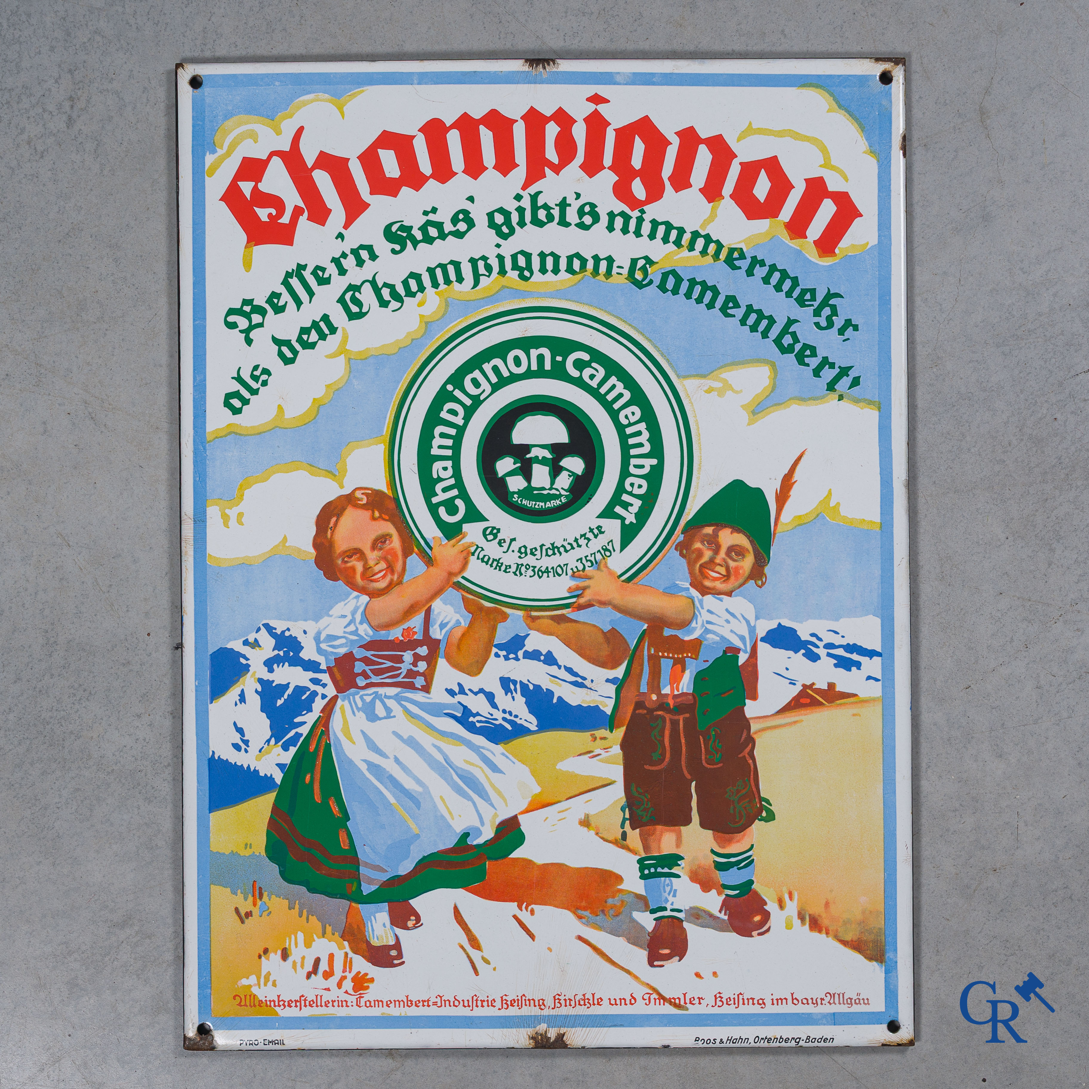 Emaille reclamebord voor Champignon-Camembert. Bayr Ullgäu. Boos & Hahn Ortenberg-Baden.