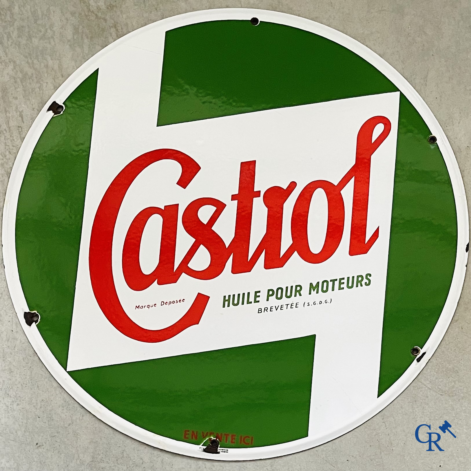 Castrol, Huile pour moteurs. Emaille reclamebord voor motorolie van Castrol. Circa 1950.