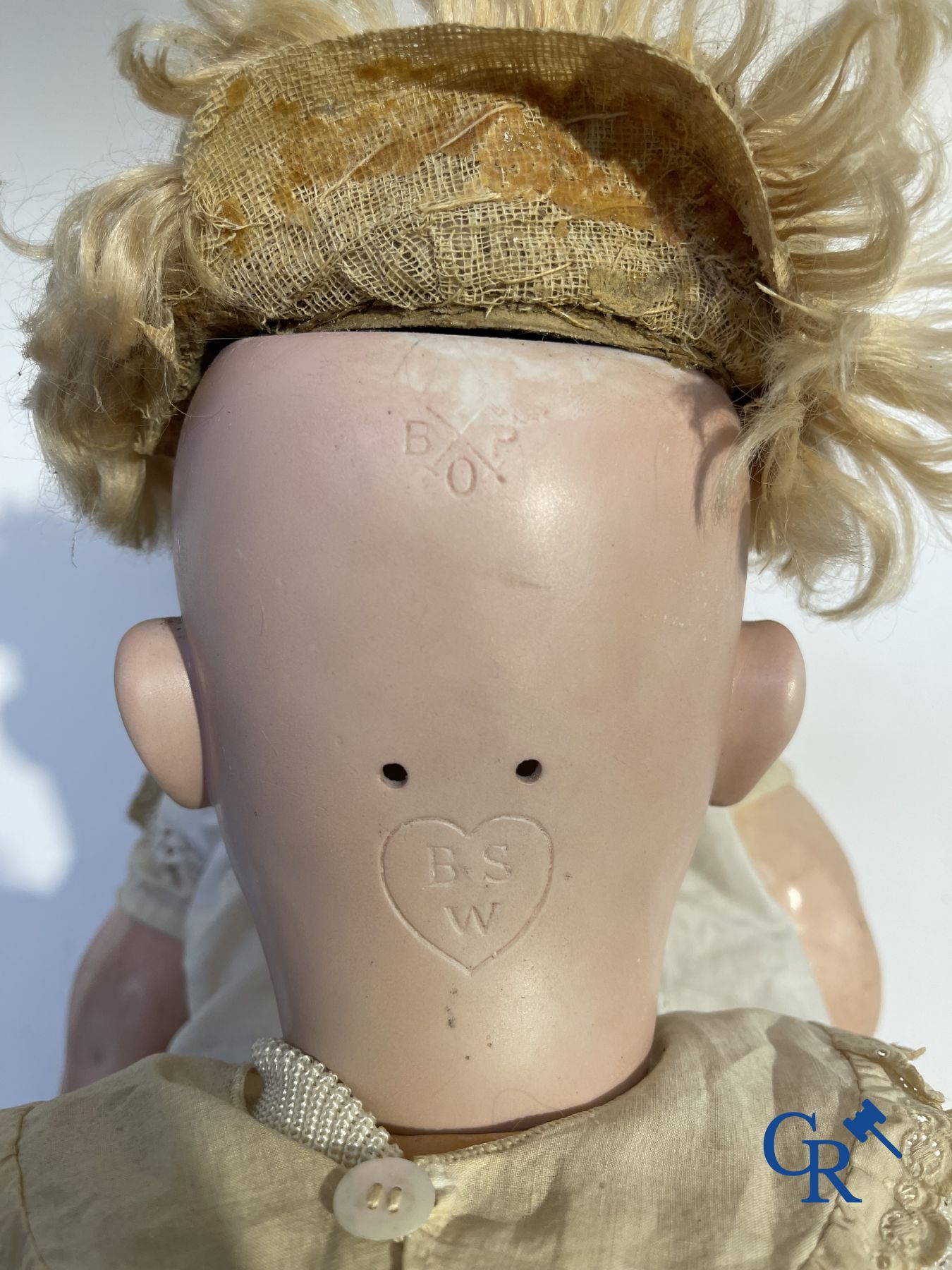 Toys: antique dolls: a lot of 3 antique dolls with porcelain head.