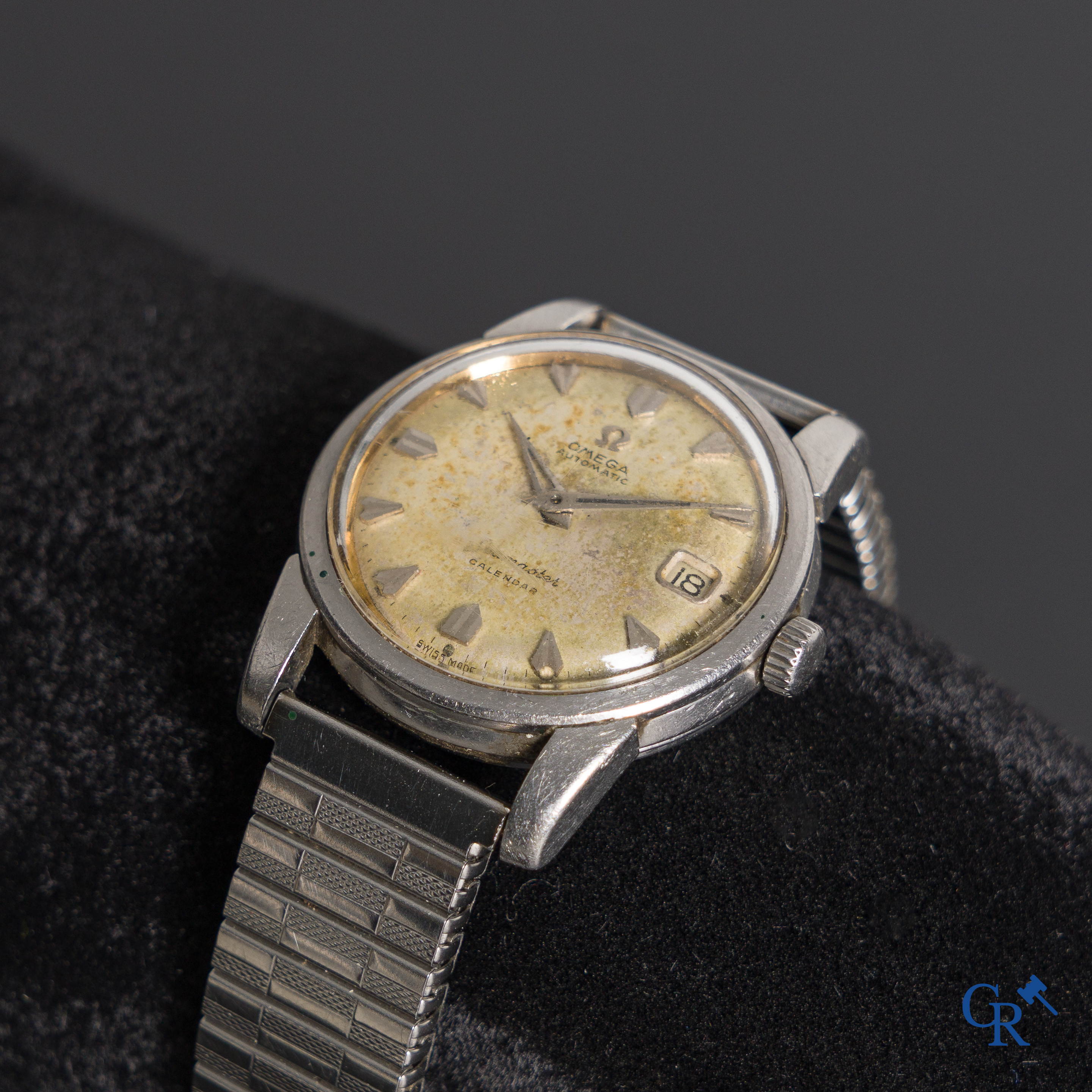 Horloges: Omega Automatic Seamaster calendar.