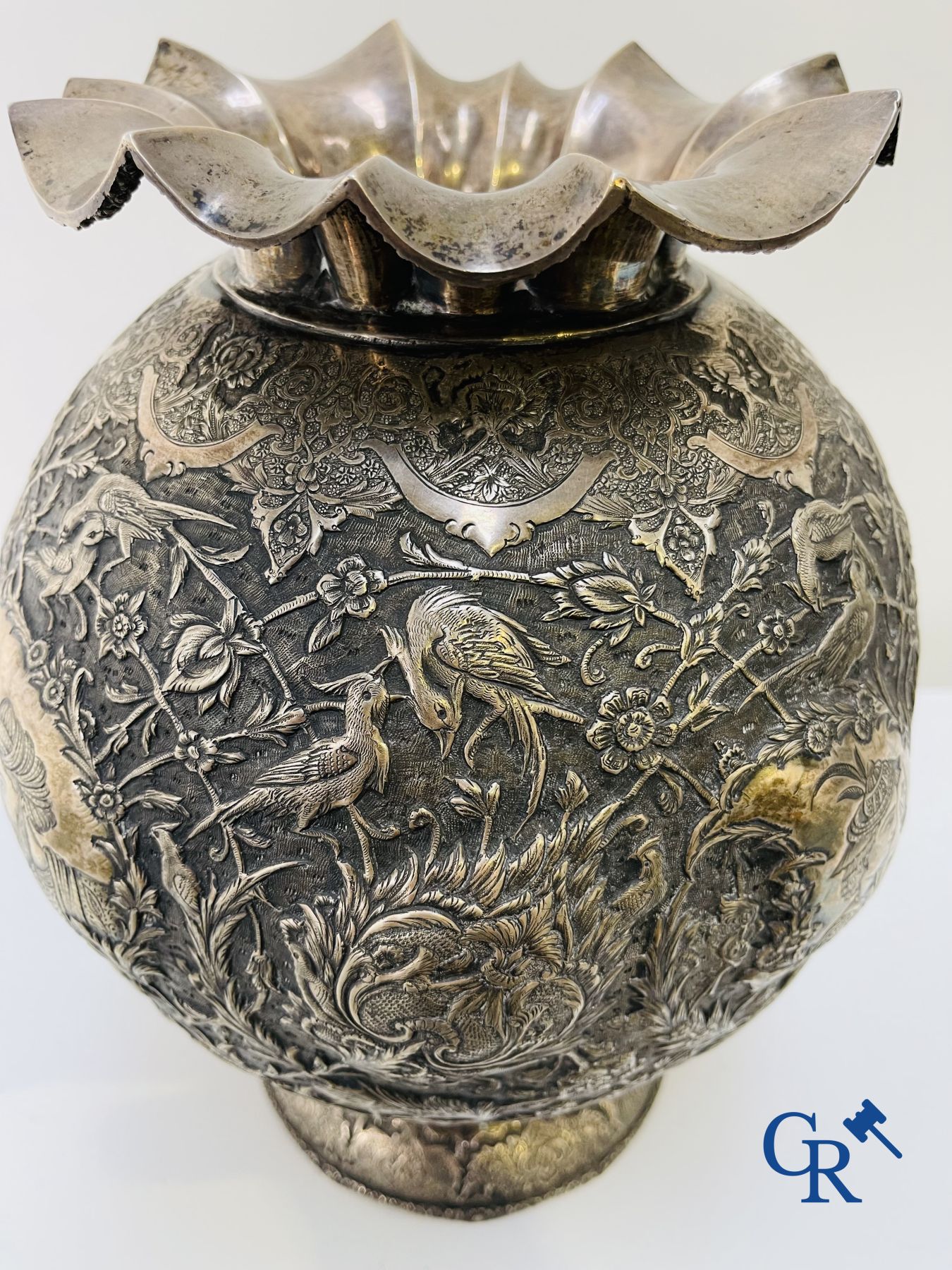 Silver: Vase in silver (Iran?) with a fine decor of birds, forest animals and characters.