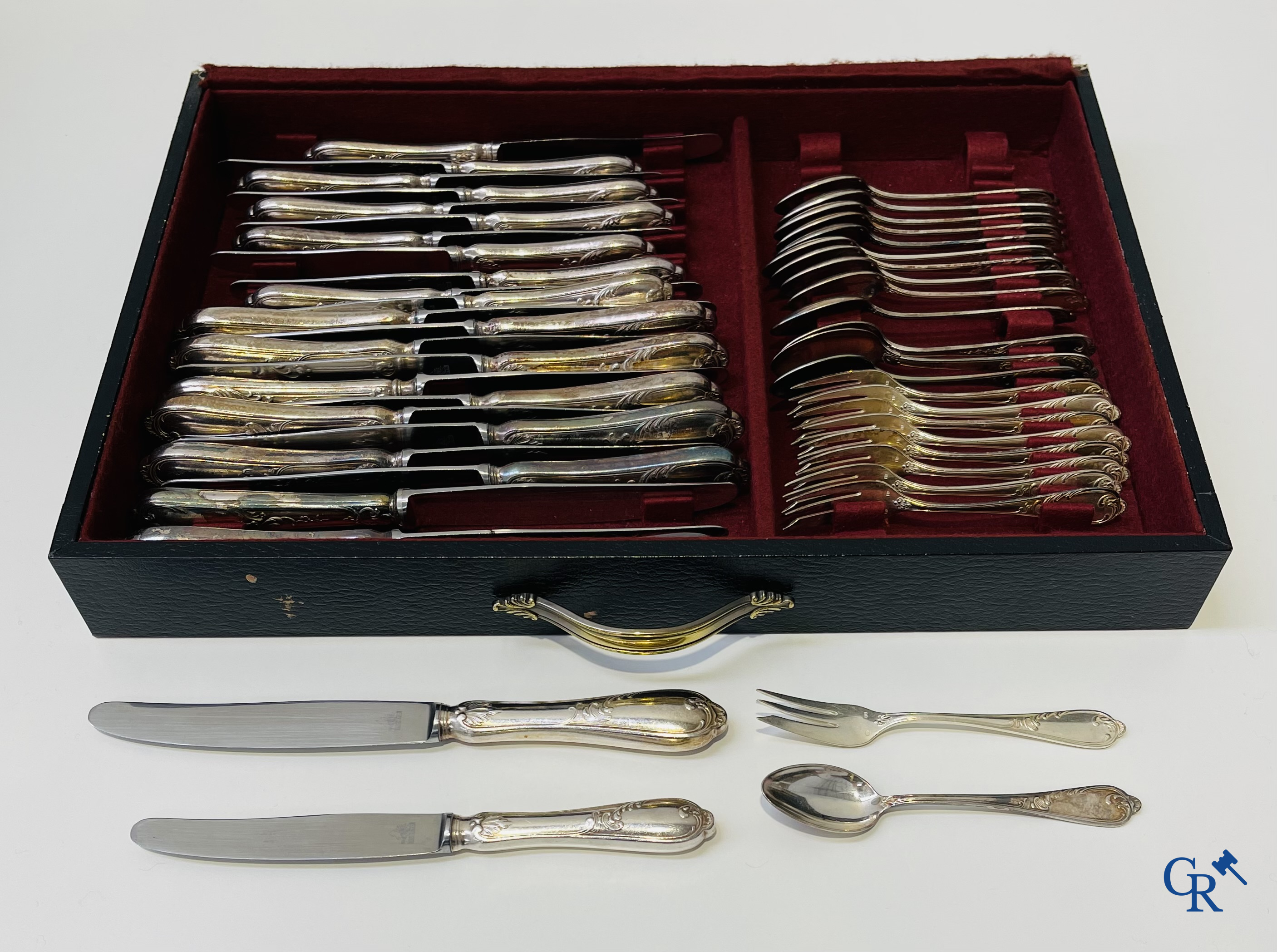 Christofle. Large lot of various silver-plated cutlery including Christofle.