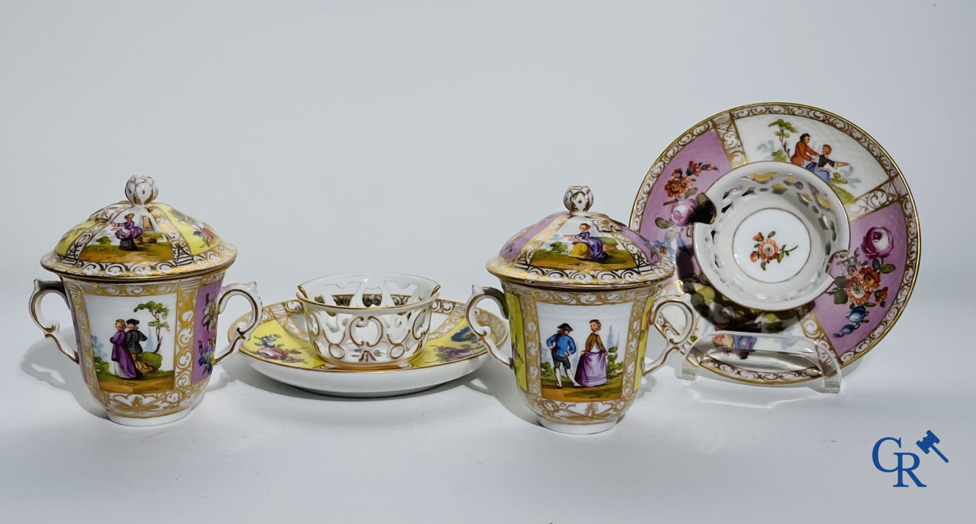 Porselein: Meissen: 2 "tasses trembleuses".