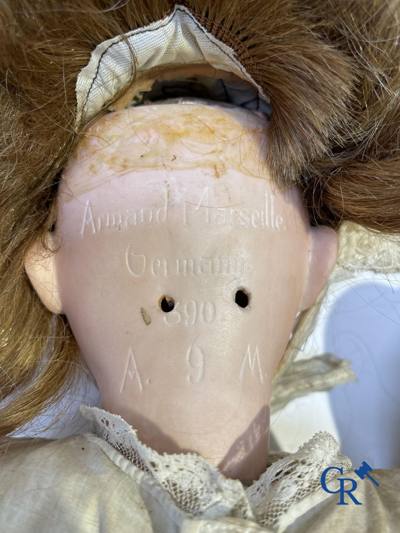 Toys: antique dolls: 6 German dolls with porcelain heads.