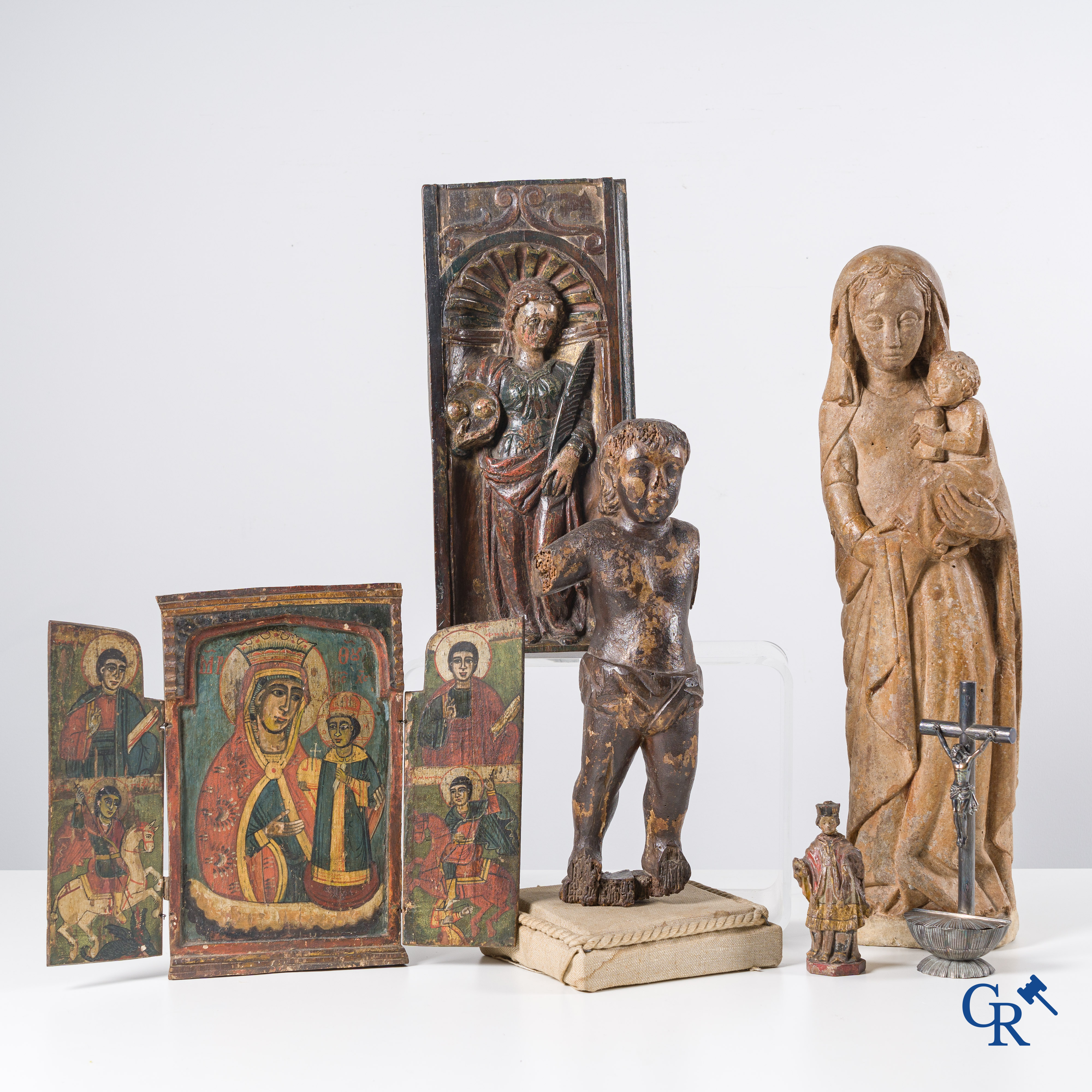 Religious objects: A lot with 6 various religious objects in stone, wood, and silver. 17th-18th-19th century.