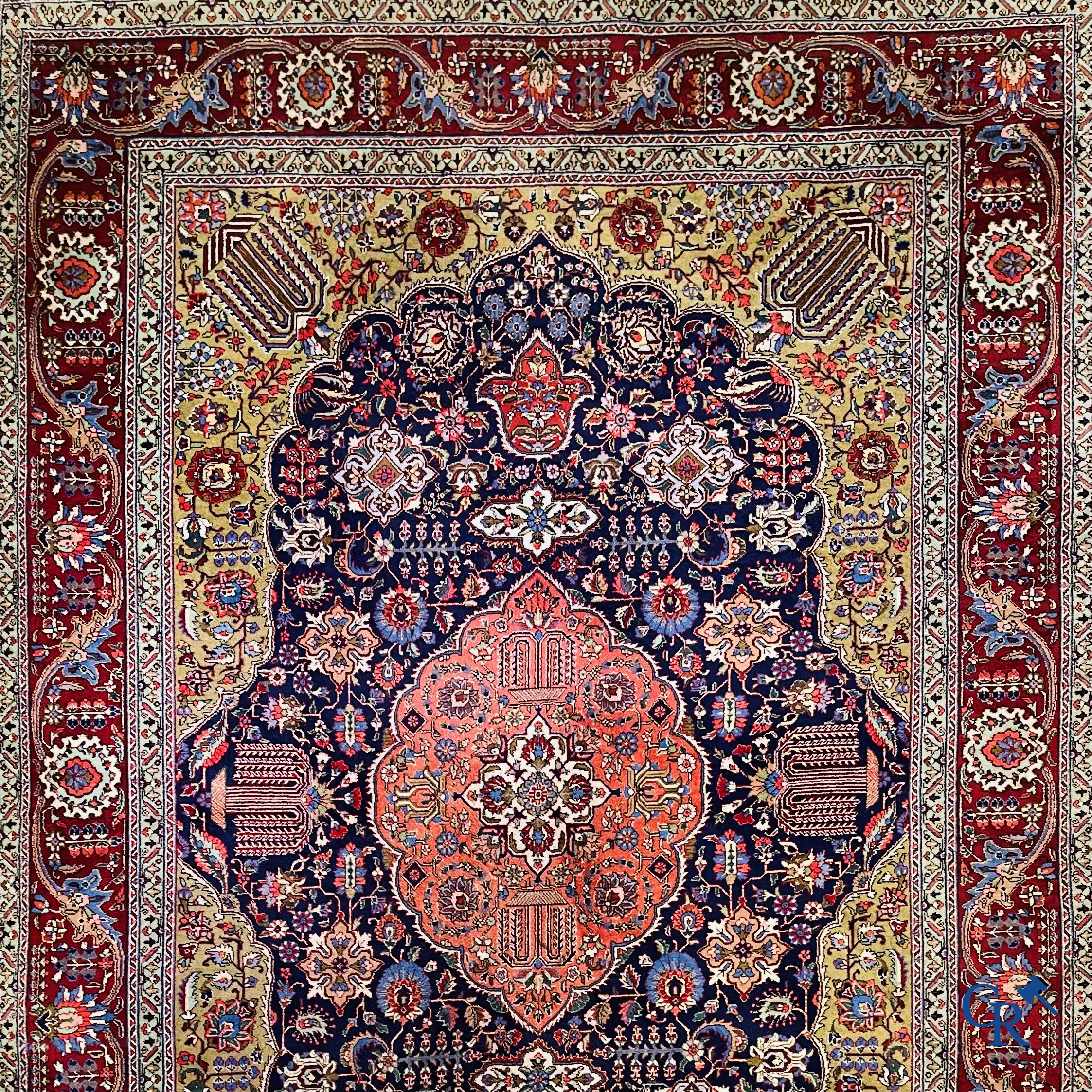 Tapis d'Orient: Tabriz Iran, tapis perse. Grand tapis noué à la main.