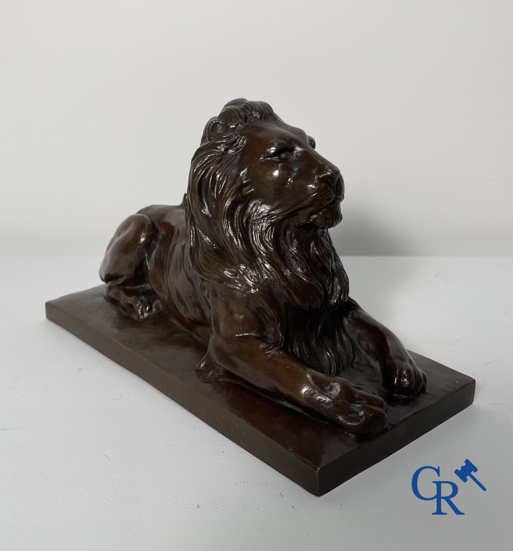 Bronze, Sculpture: Jules Vits. Melle 1868-1935. Bronze statue of a reclining lion.