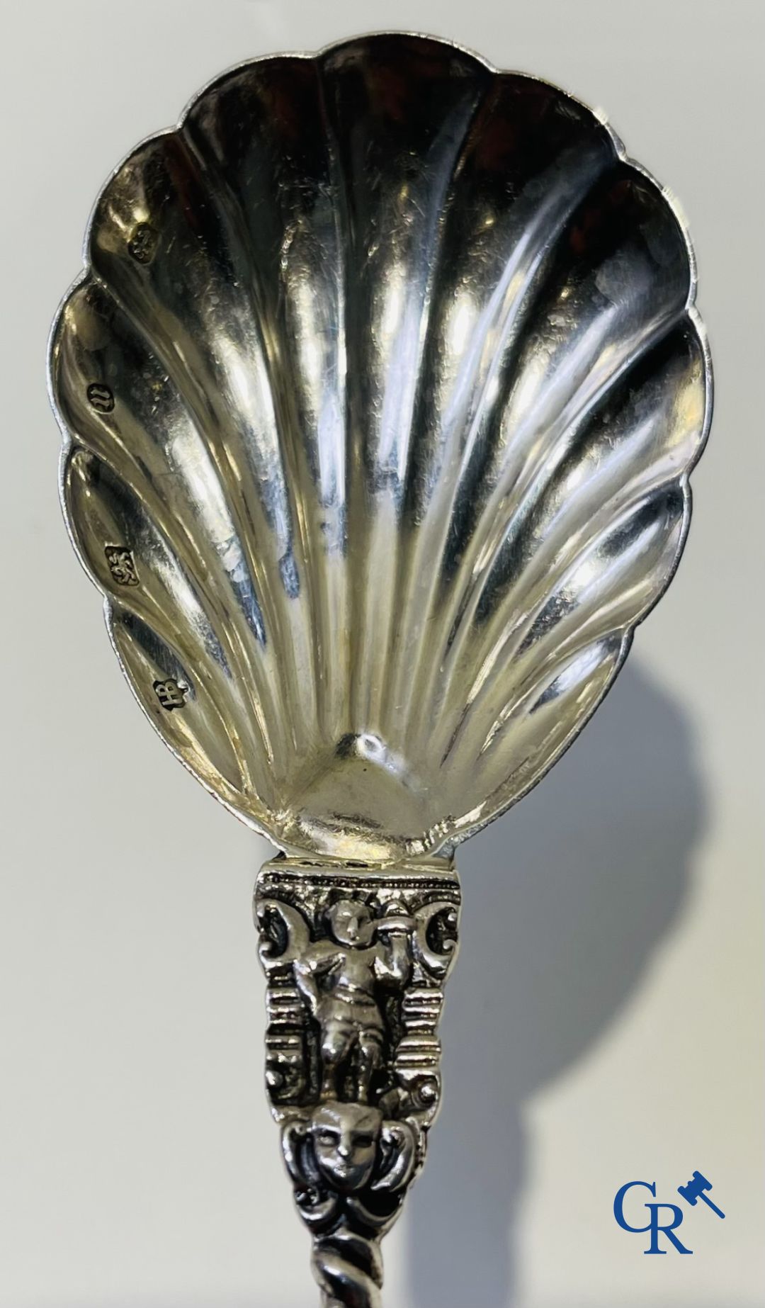 Silver: Important lot with various pieces of English silver. (various hallmarks) 19th-20th century.