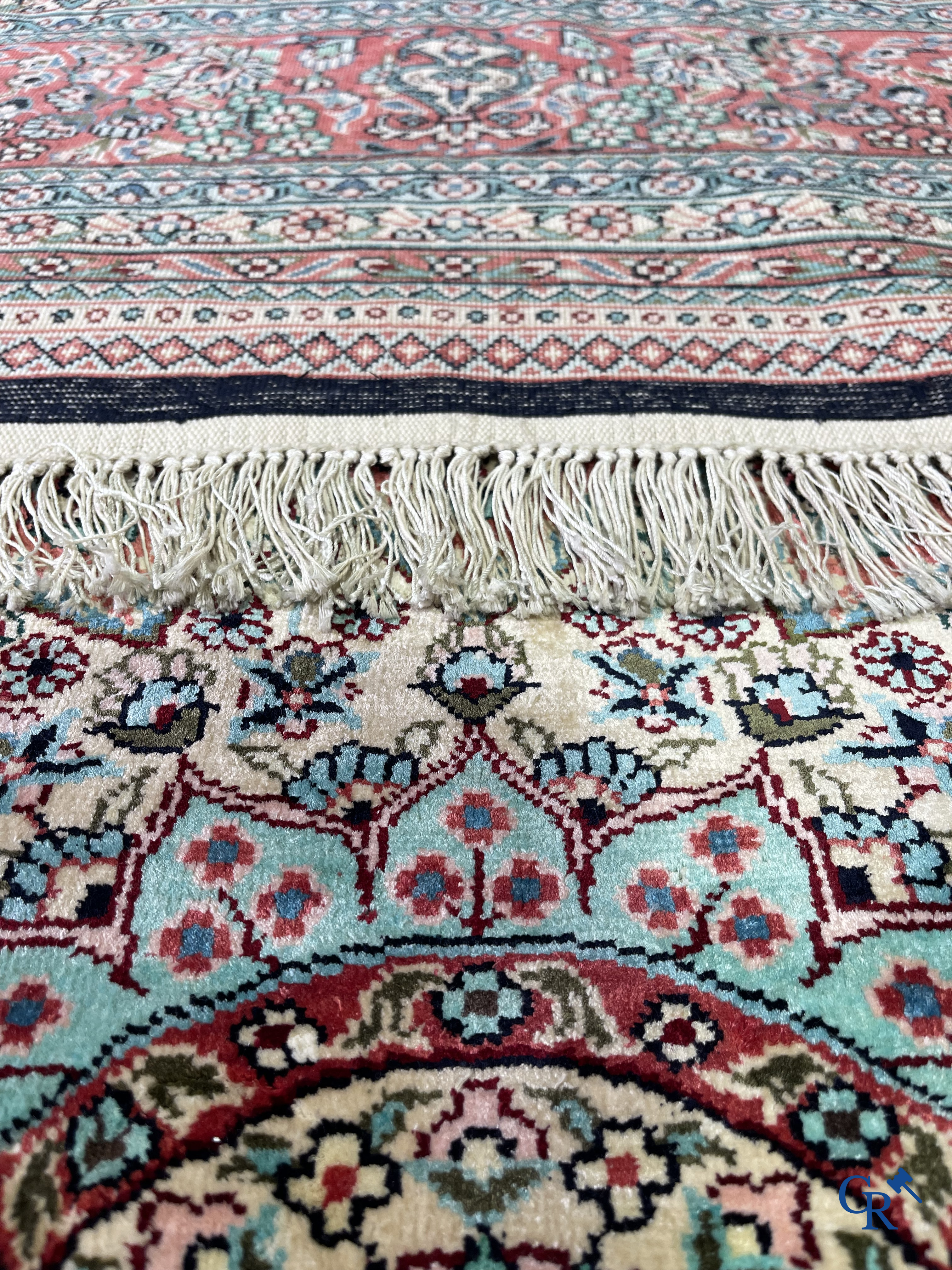 Oriental carpets: Ghoum, an exceptional hand-knotted carpet in wool and silk.