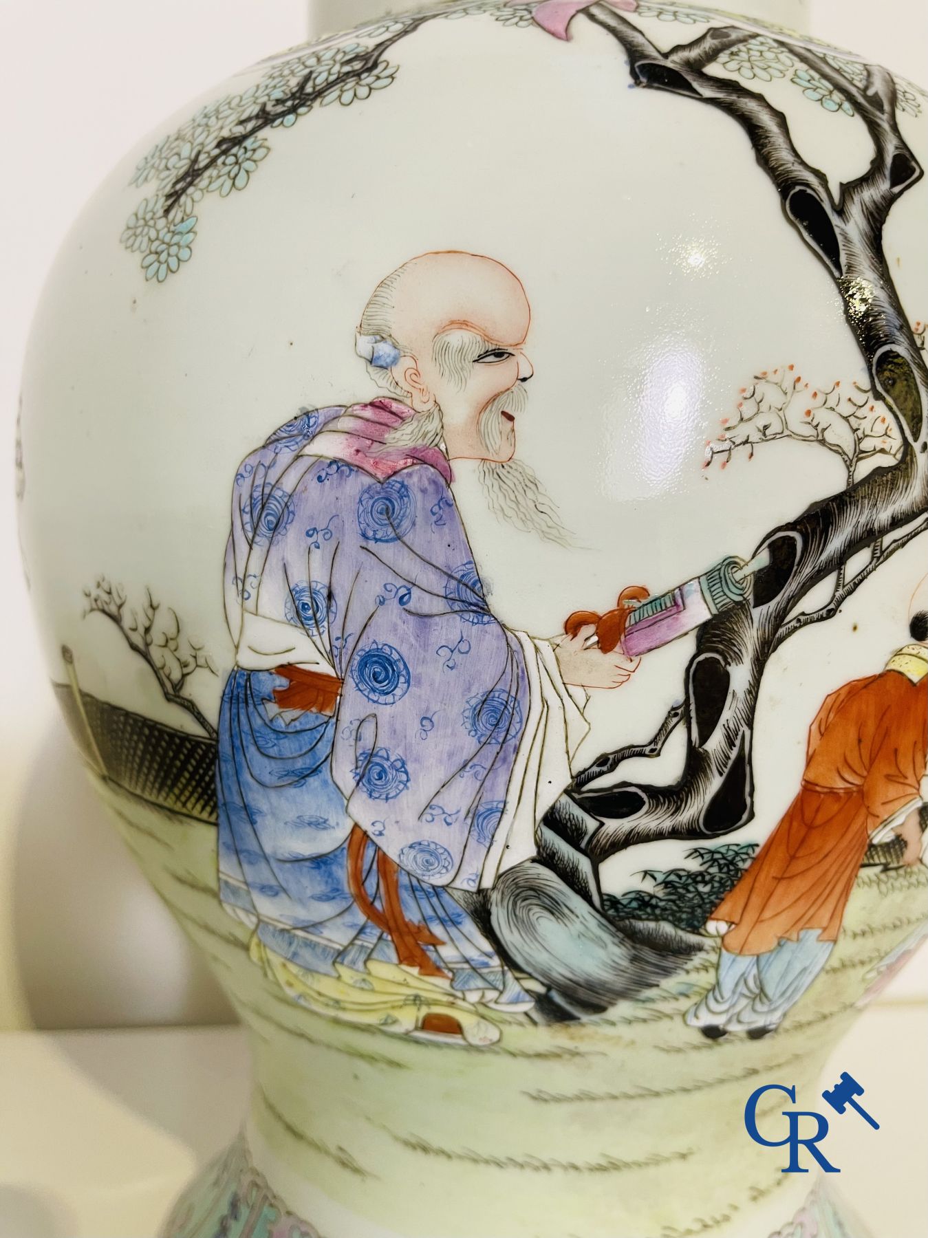 Chinese Porcelain: A Chinese famille rose lidded vase depicting Shou Lao.