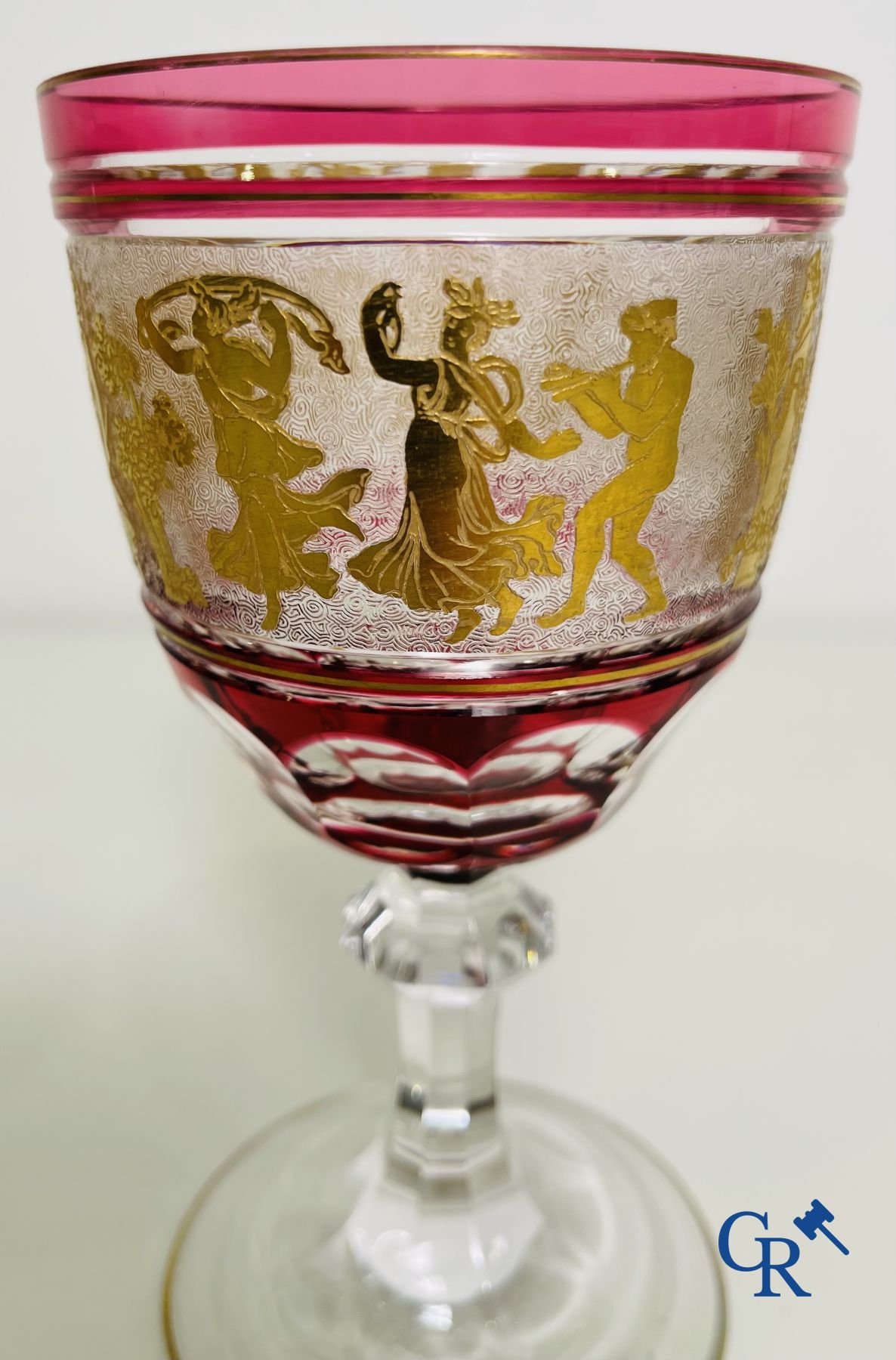 Val Saint Lambert: 6 verres à eau Metternich, 2 verres à eau rose Danse de flore et un vase Art Déco.