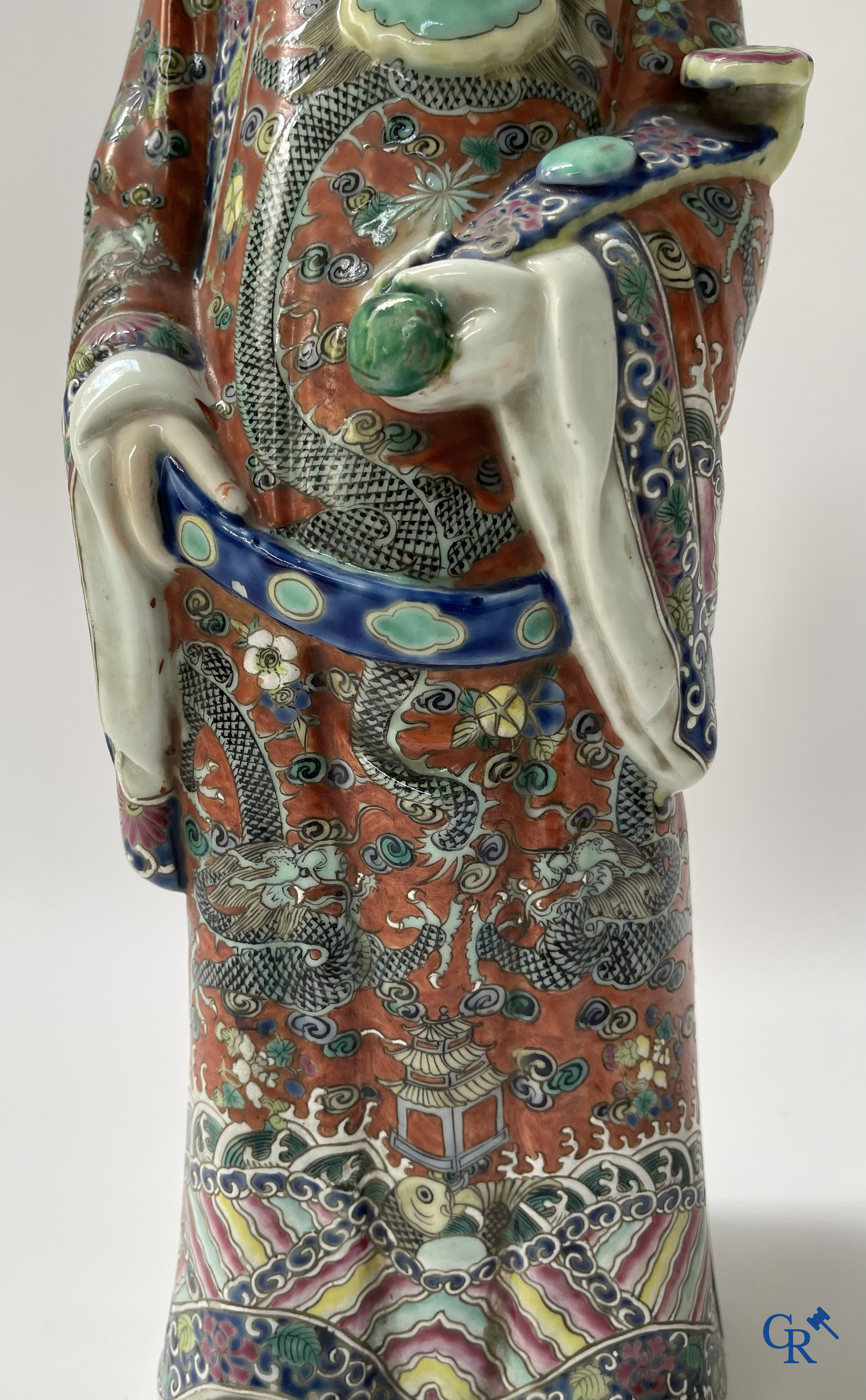 Aziatica, Chinees porselein. 3 Chinese famille rose figuren van onsterfelijken. 19de eeuw.