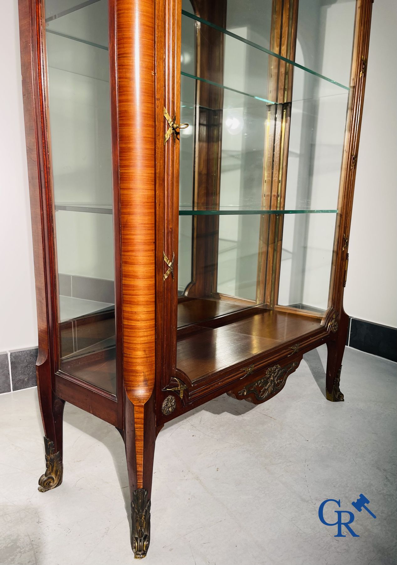 Display cabinet in LXVI style with bronze fittings. period 1900-1920