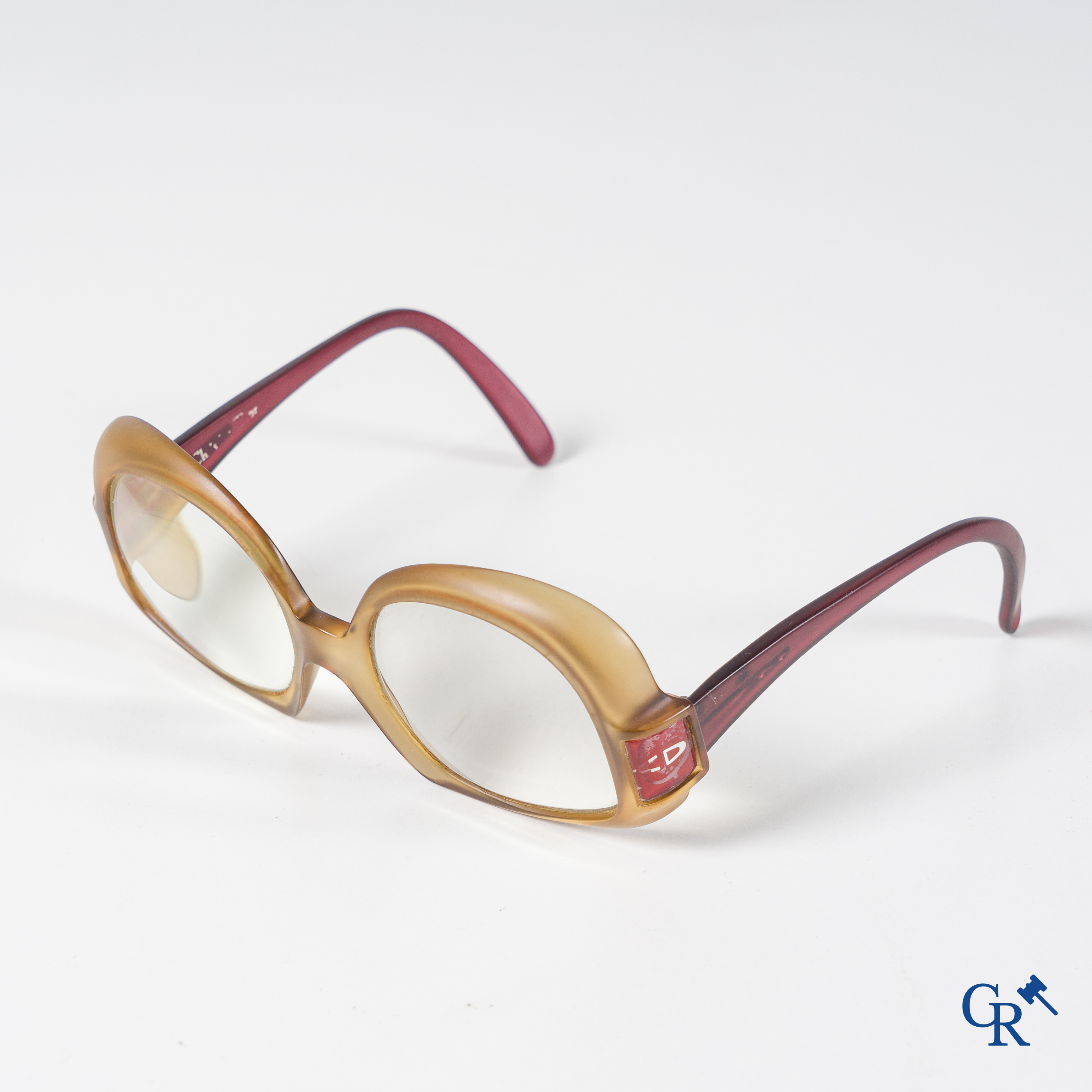 Mode/Vintage: Christian Dior. 5 paires de lunettes vintage. Vers 1970.