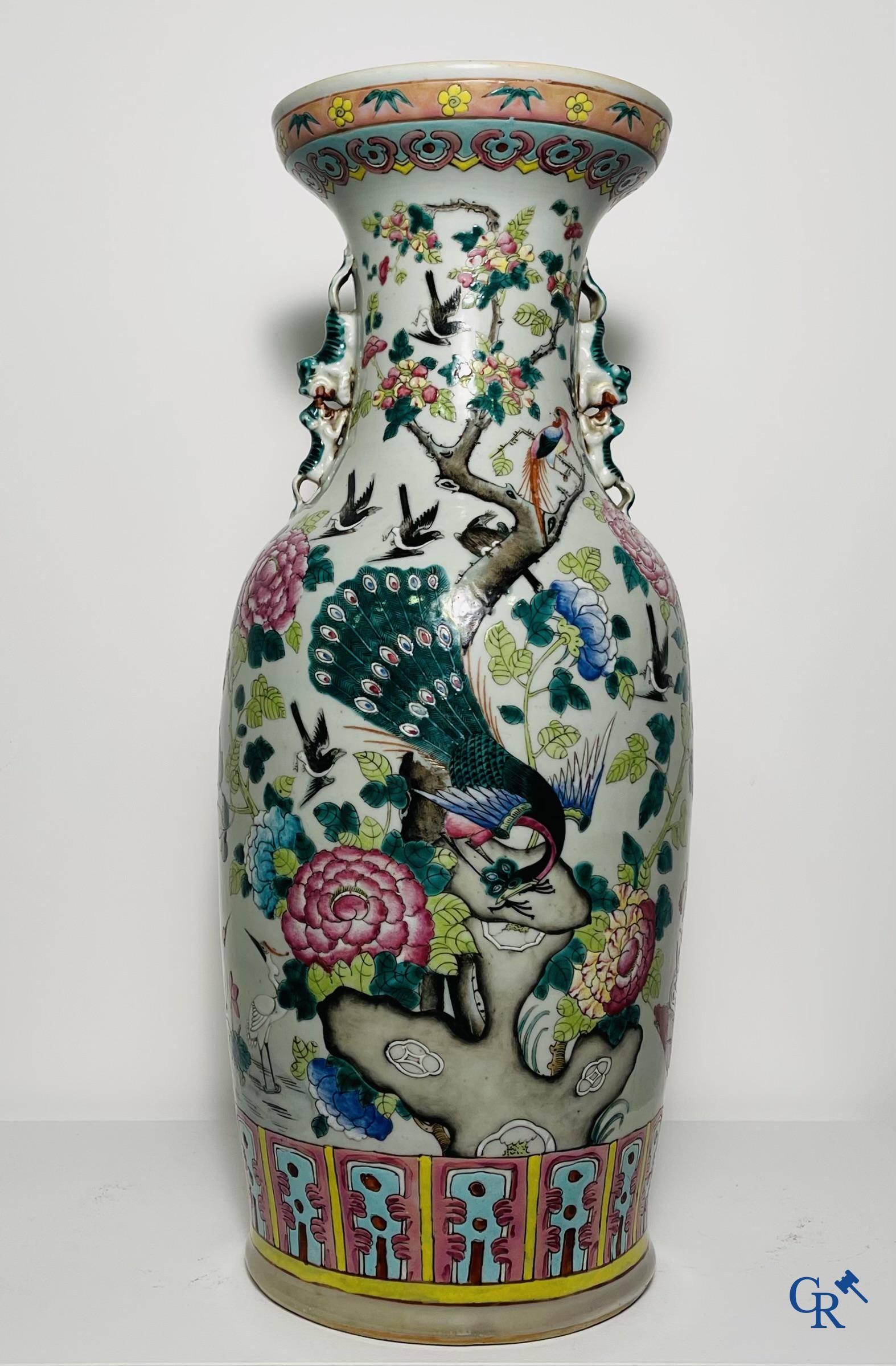 Asian Art: Vase in Chinese famille rose porcelain with decor of birds and peonies. 19th century.