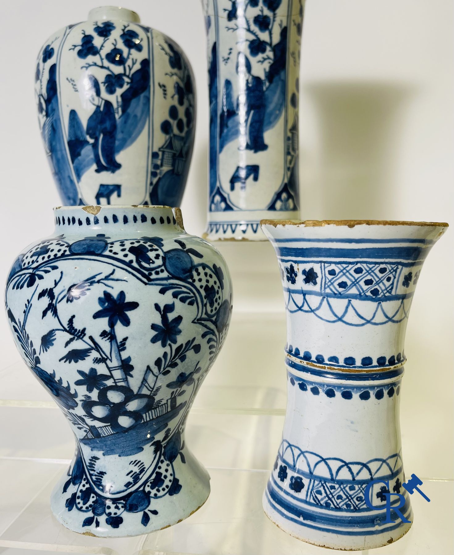 Delft: 10 pieces of 18 century Delft faience.