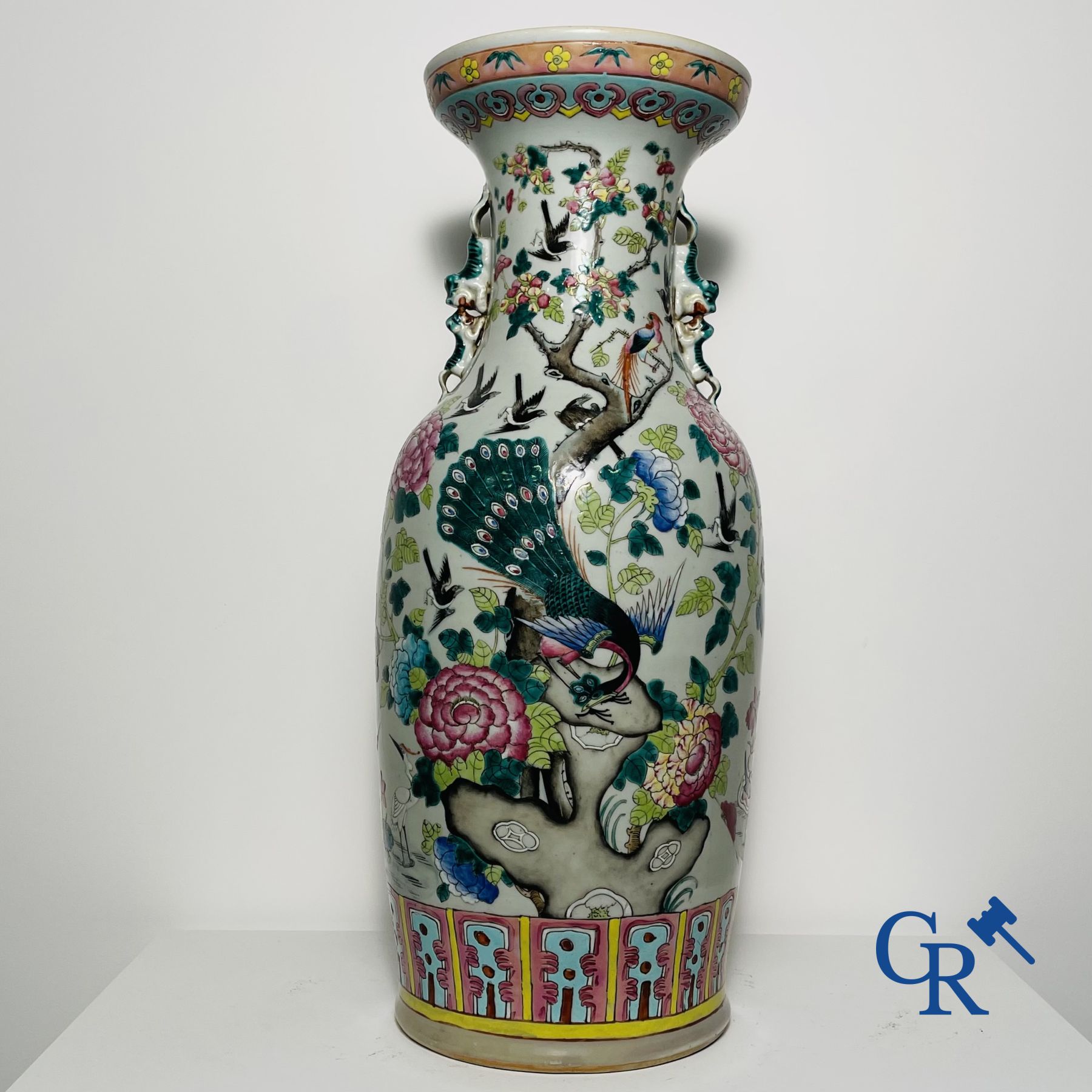 Asian Art: Vase in Chinese famille rose porcelain with decor of birds and peonies. 19th century.