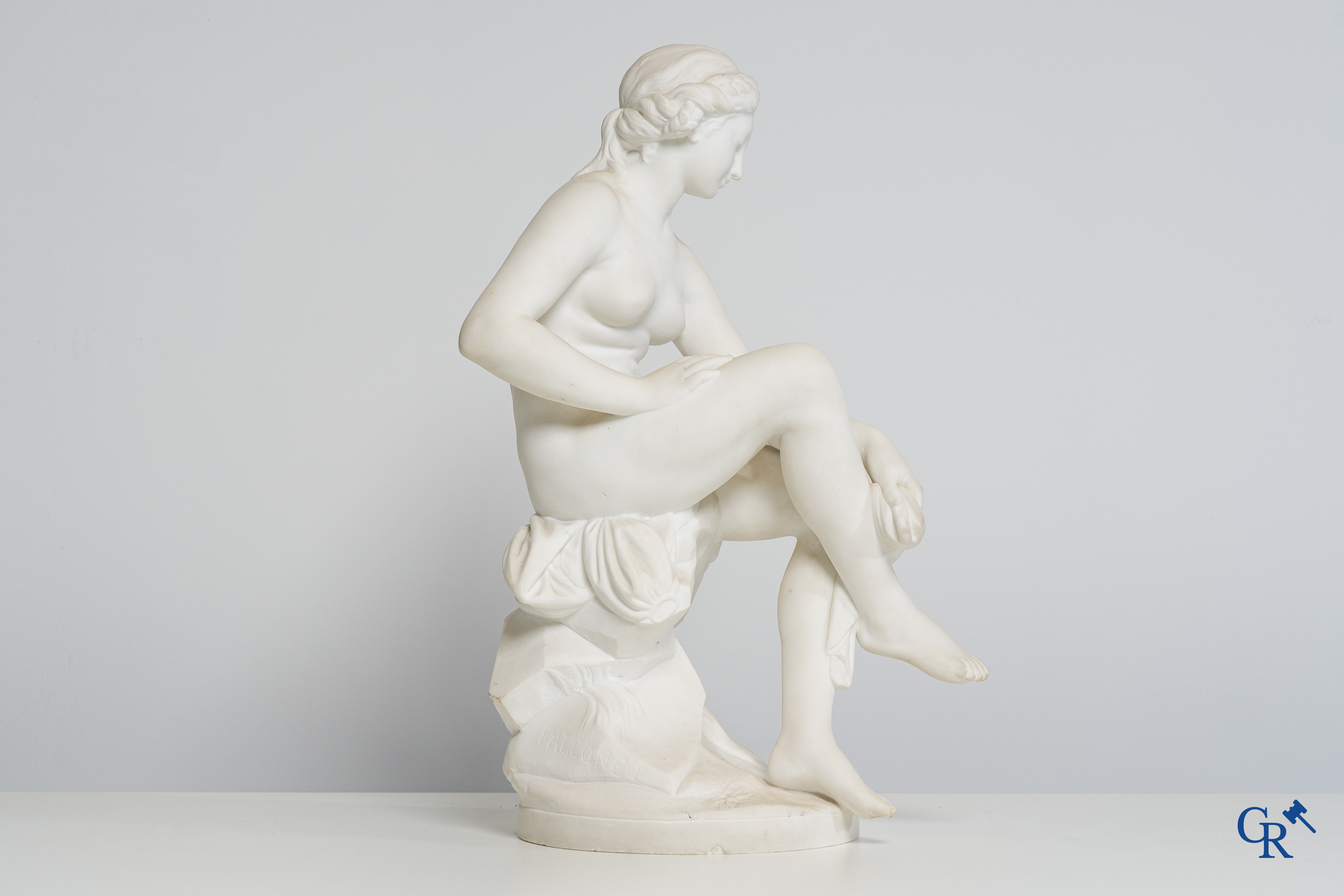 Falconet. Bathing Venus. Beautiful statue in Carrara marble after Etienne Maurice Falconet. Signed Falconet.