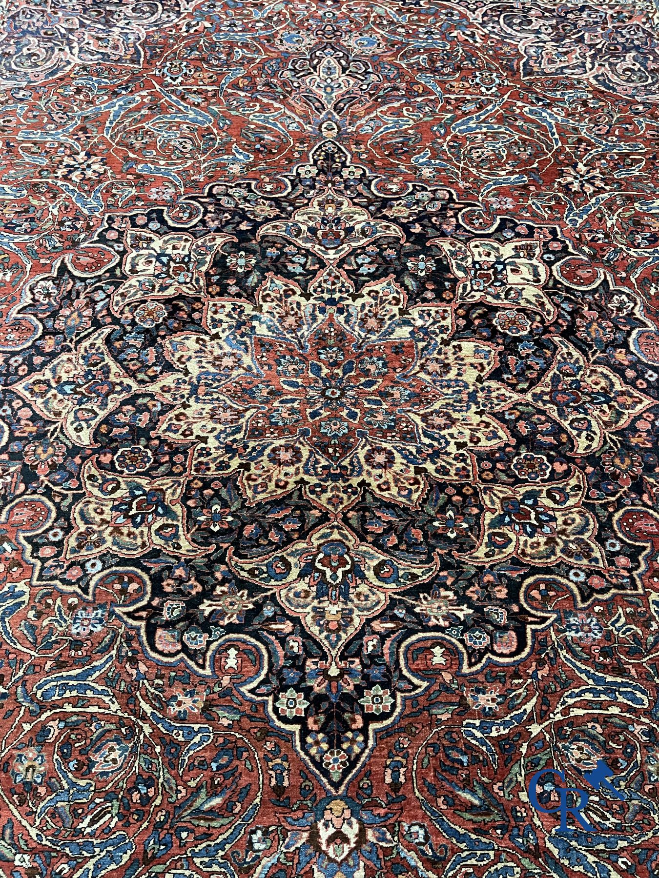 Carpets: Iran: An exceptional Persian carpet. Kashan.