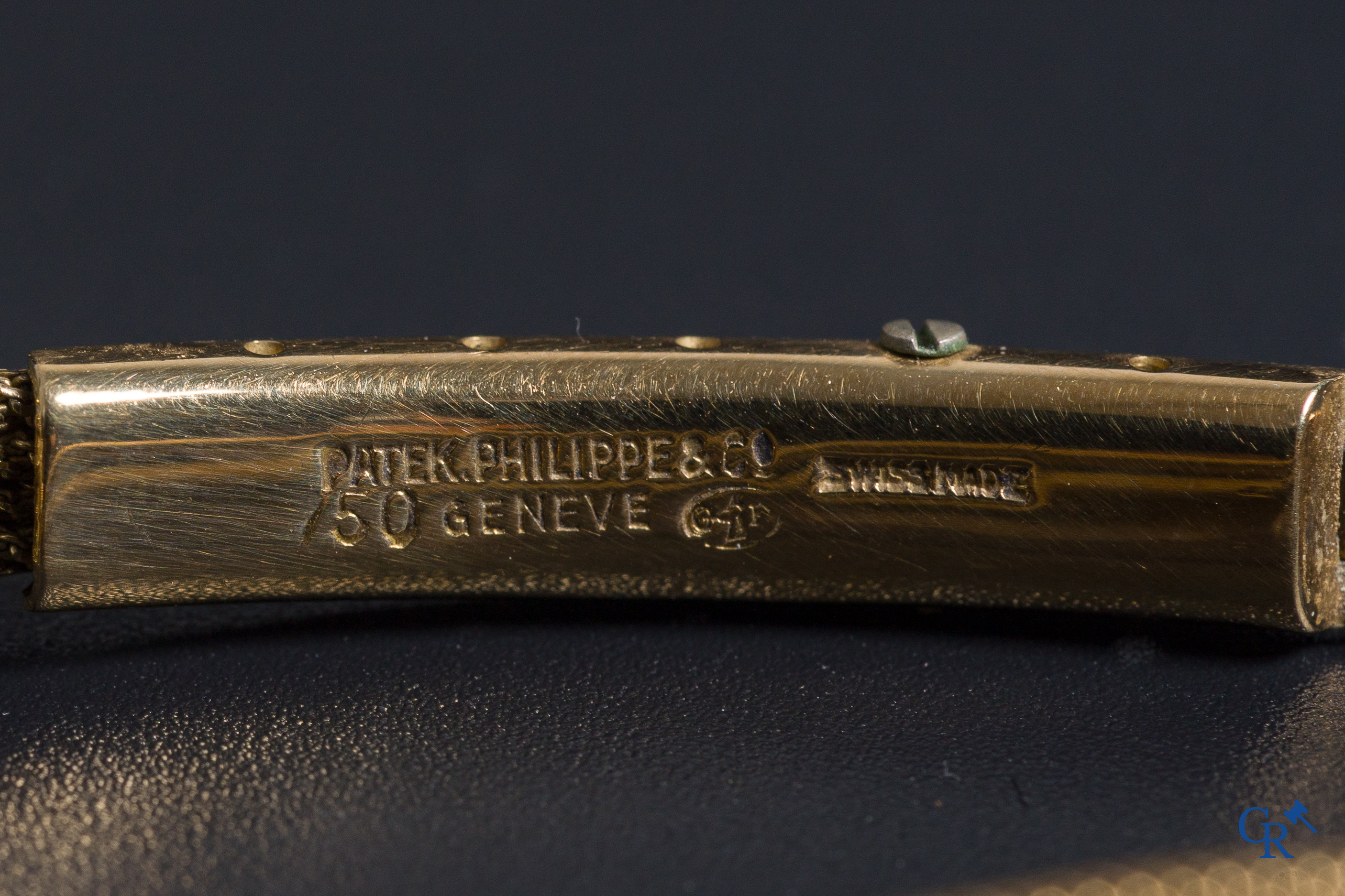 Uurwerken: Patek Philippe Genève: Een dames polshorloge in goud 18K (750°/00).